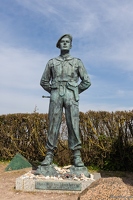 20250408-110 8120-Ouistreham Monument La Flamme