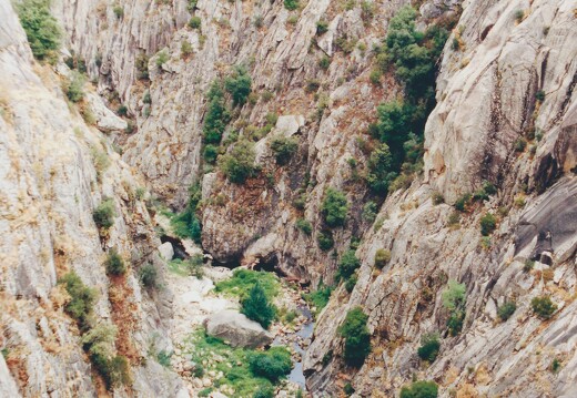 19930815-0213-Vacances Porto Pollo Barrage de Tolla sortie