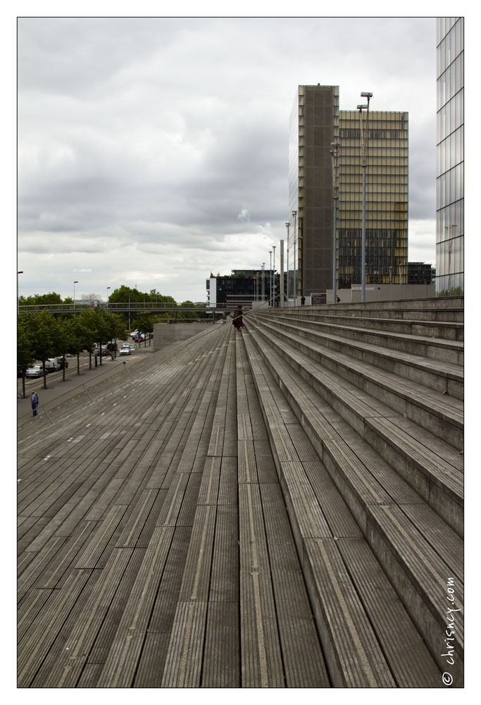 20120710-008_4589-Paris_Bibliotheque_Nationale_F_Mitterand.jpg