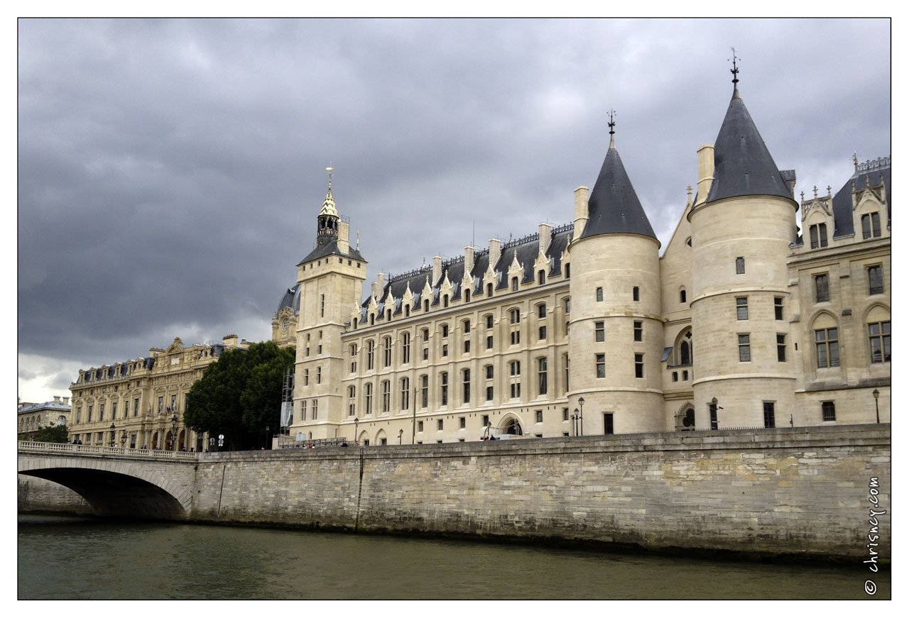 20120720-314_1100-Paris_Sur_la_Seine.jpg