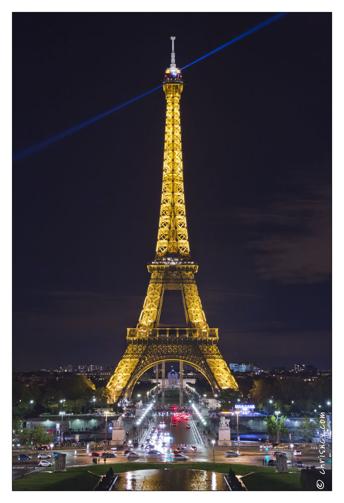 20121110-0824-Paris_Tour_Eiffel_la_nuit.jpg