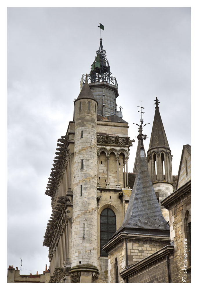 20130513-5803-Dijon_Notre_Dame_HDR.jpg
