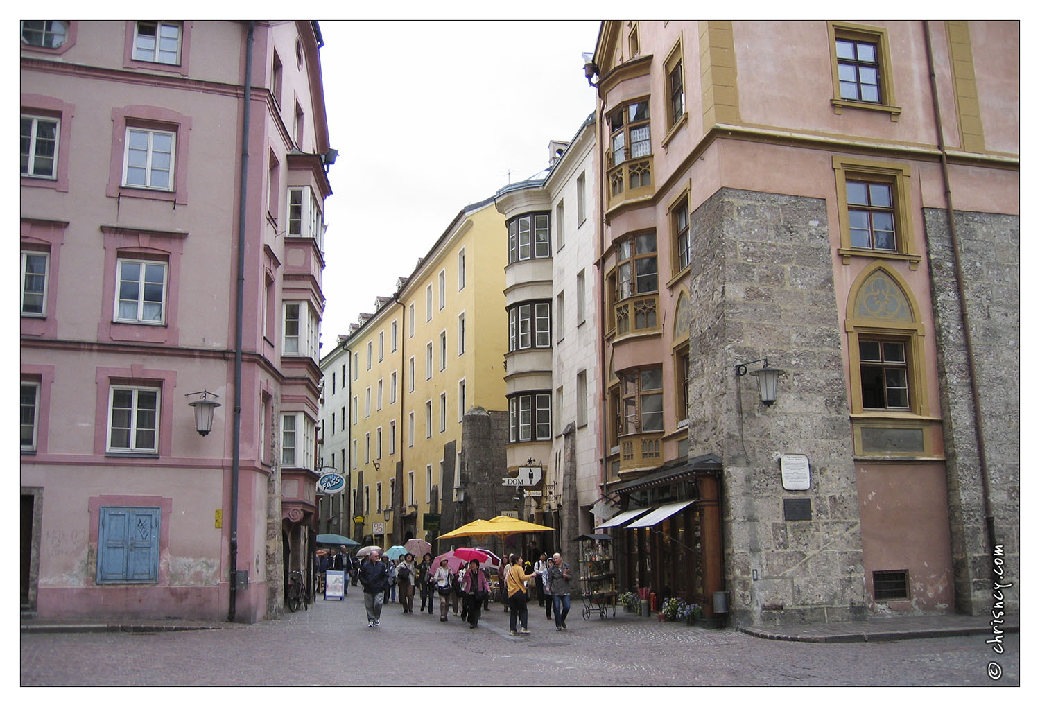 20050606-230_4063-Innsbruck_Pfarrgasse.jpg