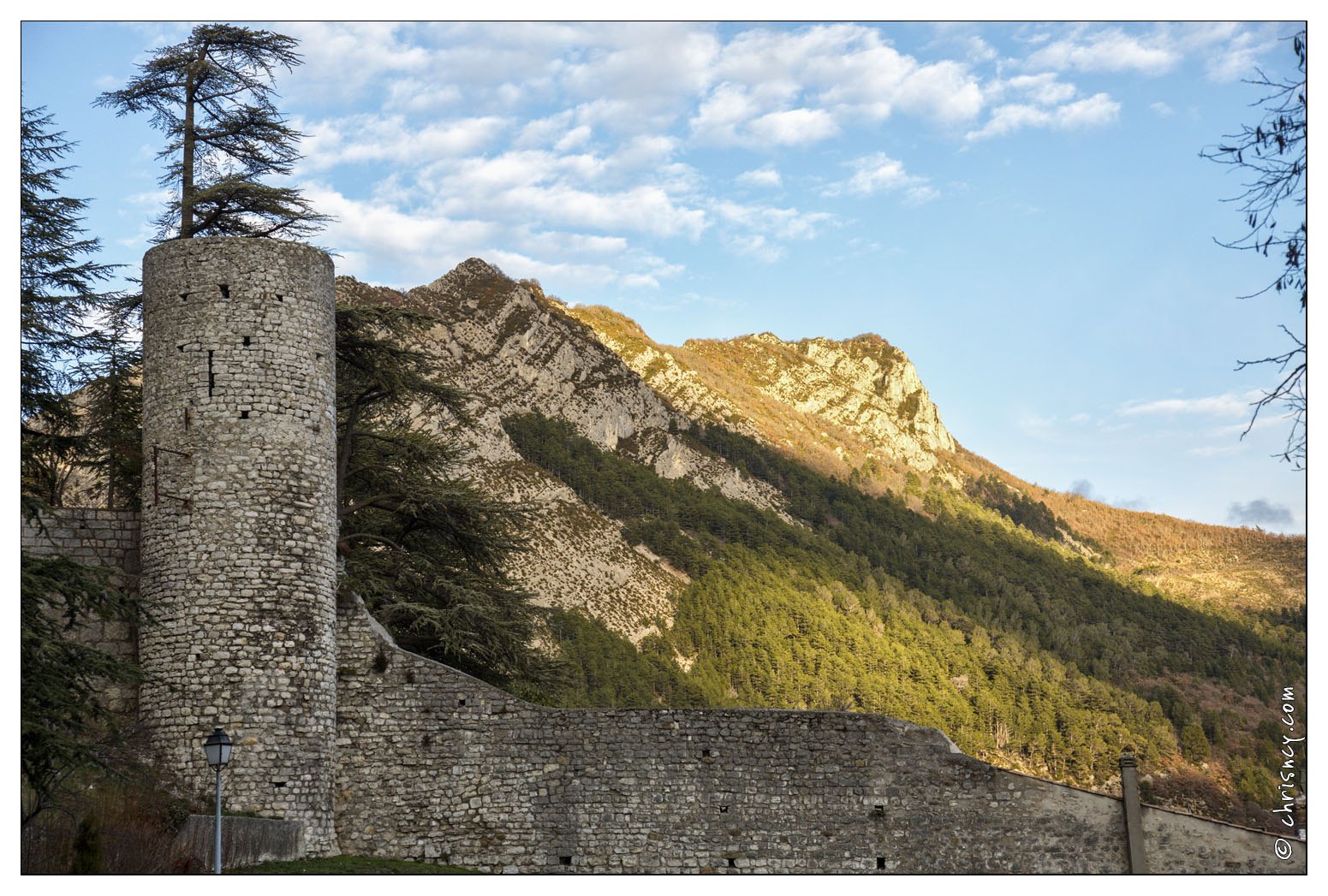 20140221-036_6793-RN85_Sisteron_HDR_.jpg