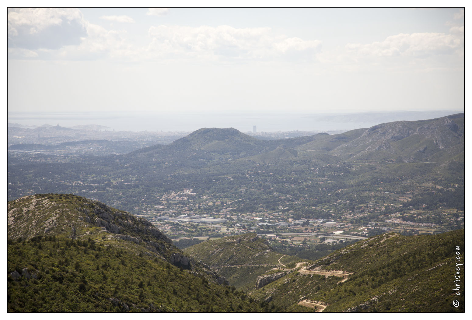 20140513-28_0445-Marseille_depuis_La_Sainte_Baume.jpg