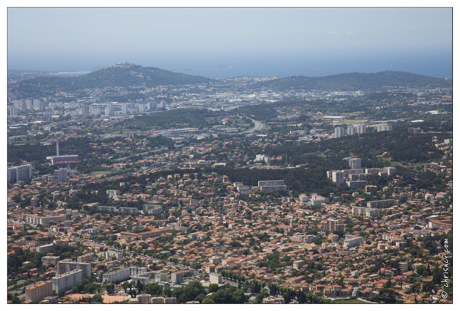 20140517-09_0747-Toulon_vu_du_Mont_Faron.jpg