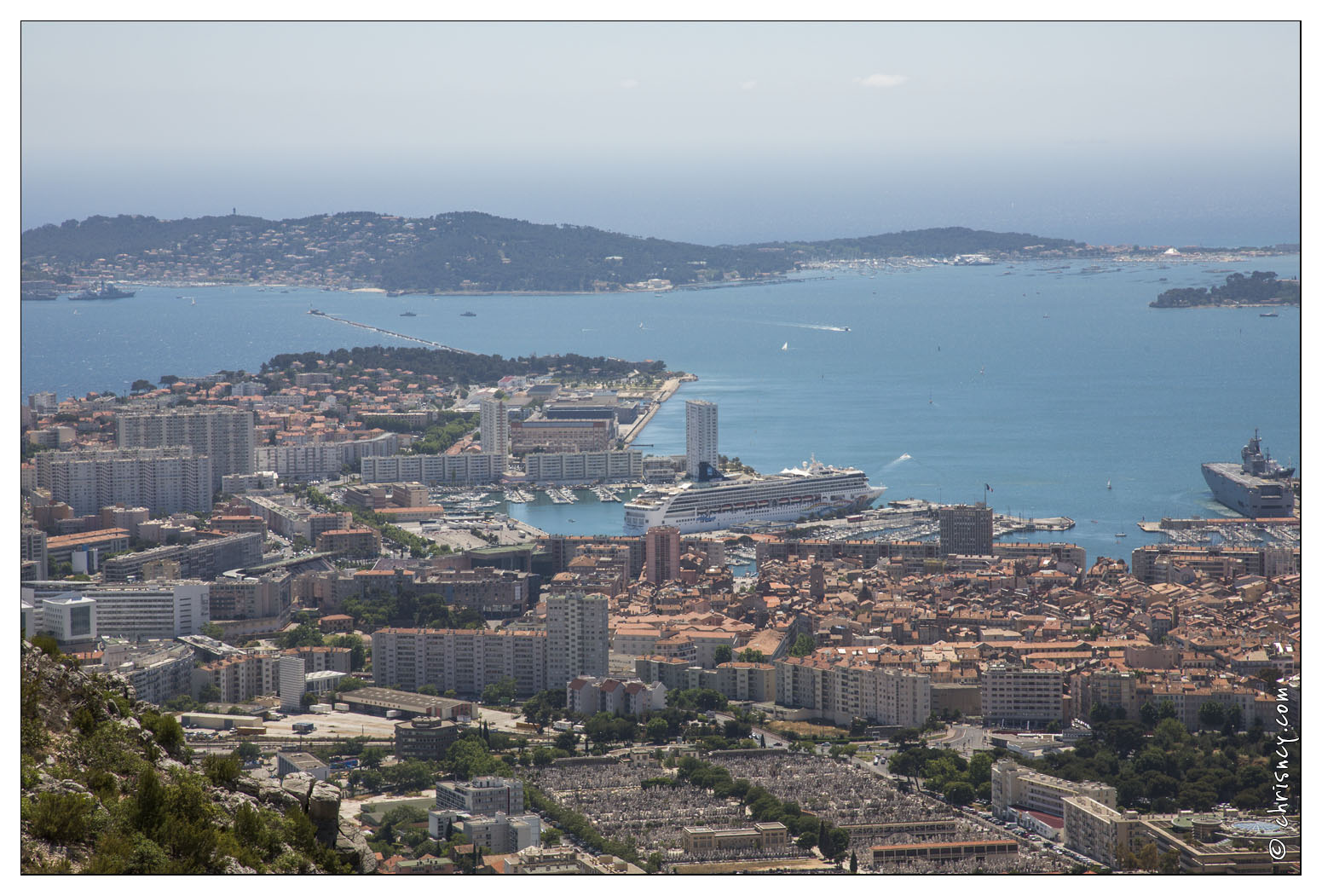 20140517-18_0810-Toulon_vu_du_Mont_Faron.jpg