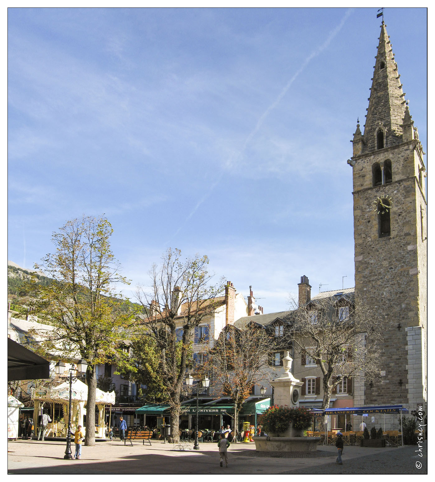 20061008-0175_0341-Barcelonnette_pano_.jpg