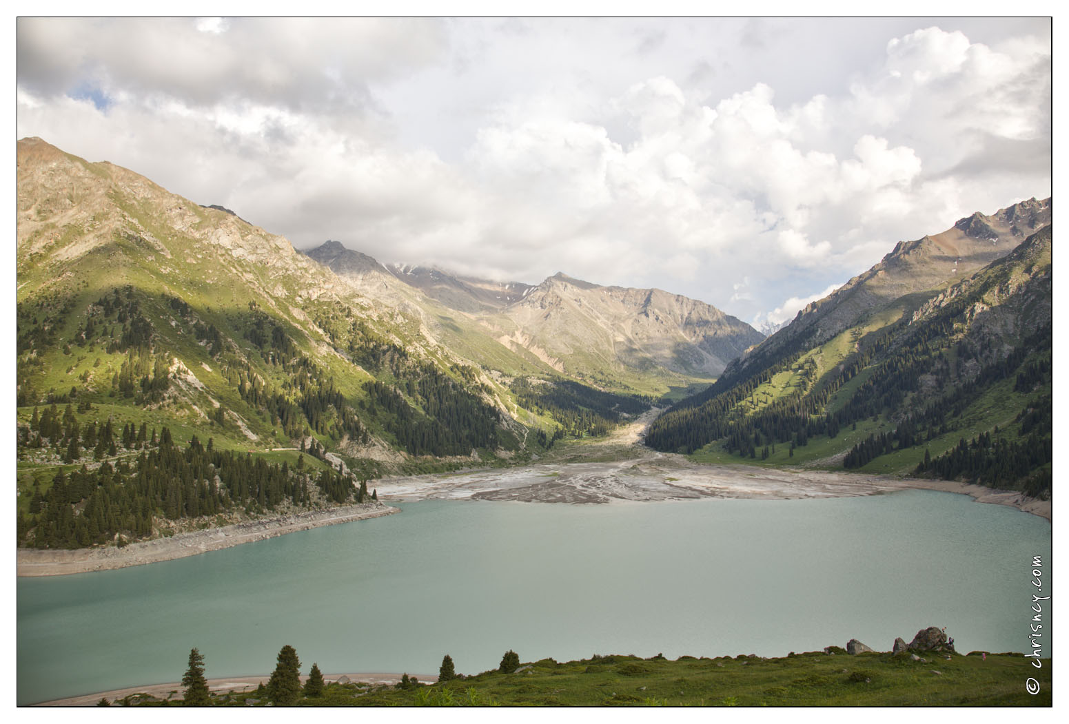 20140626-012_2509-Grand_Lac_Almaty_HDR.jpg