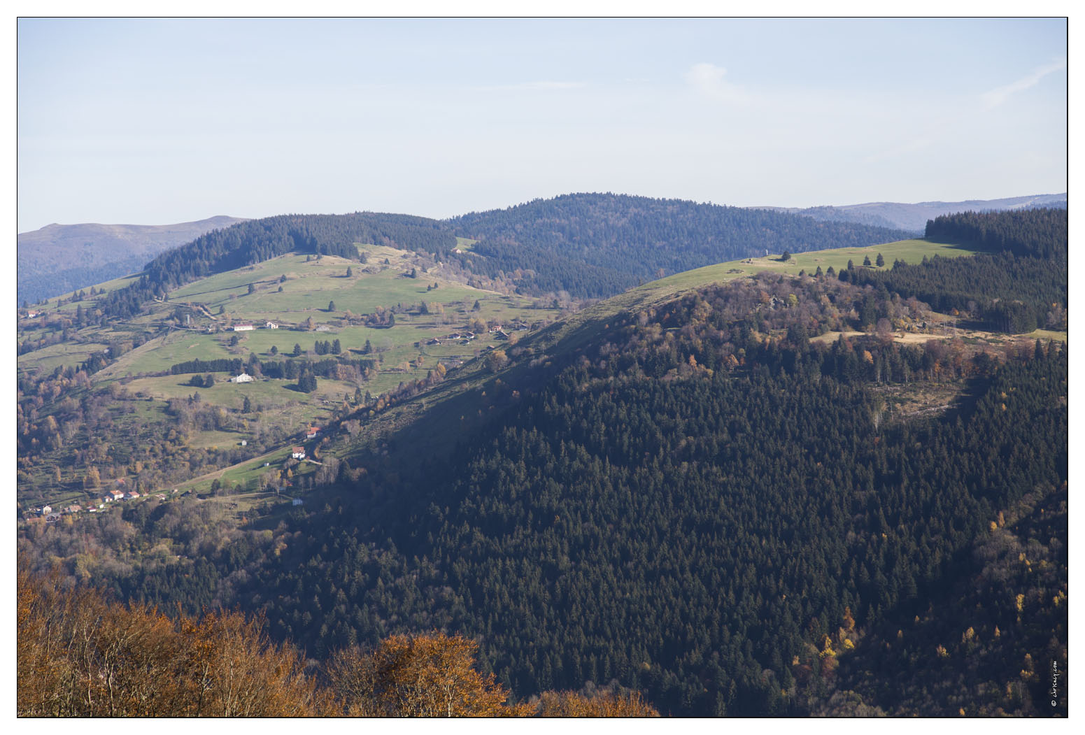 20141101-6553-La_Bresse_A_la_Roche_des_chats_Le_Brabant.jpg