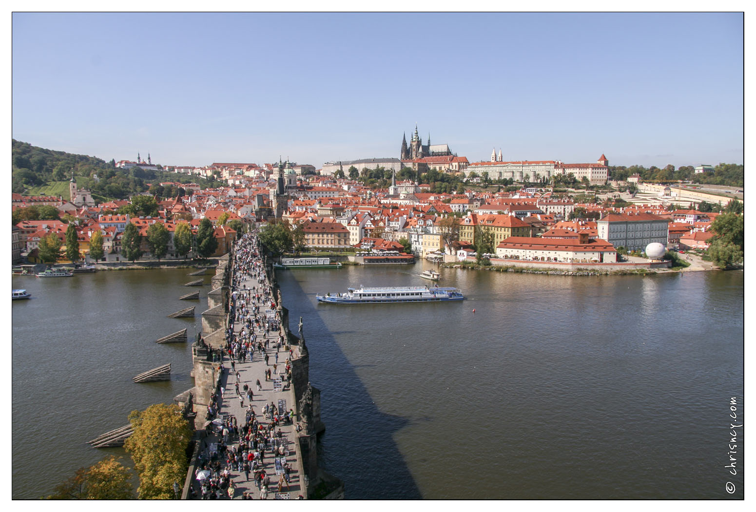 20070920-27_3490-Prague_vue_du_pont_charles.jpg