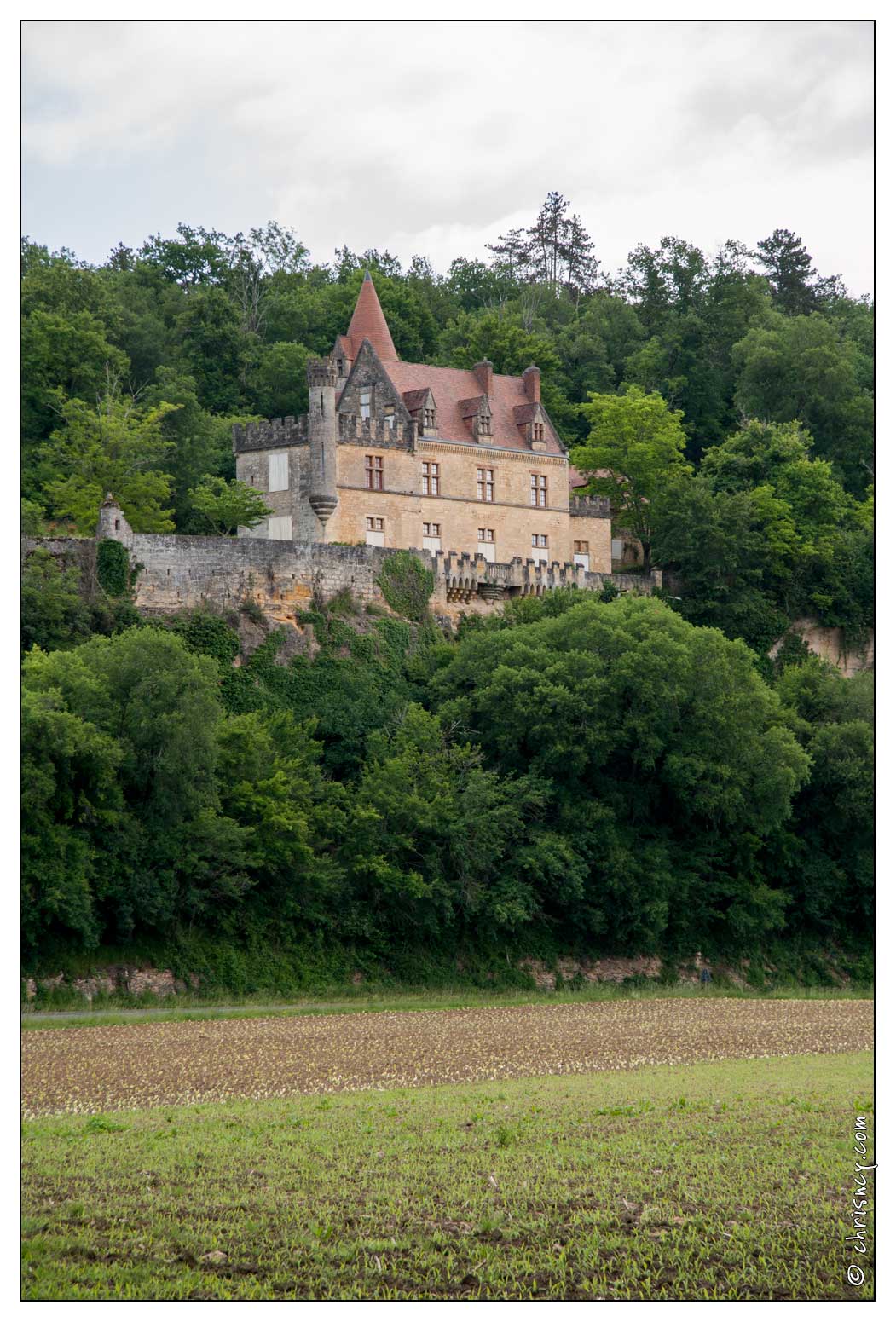 20080607-01_8924-chateau_de_Beyssac.jpg