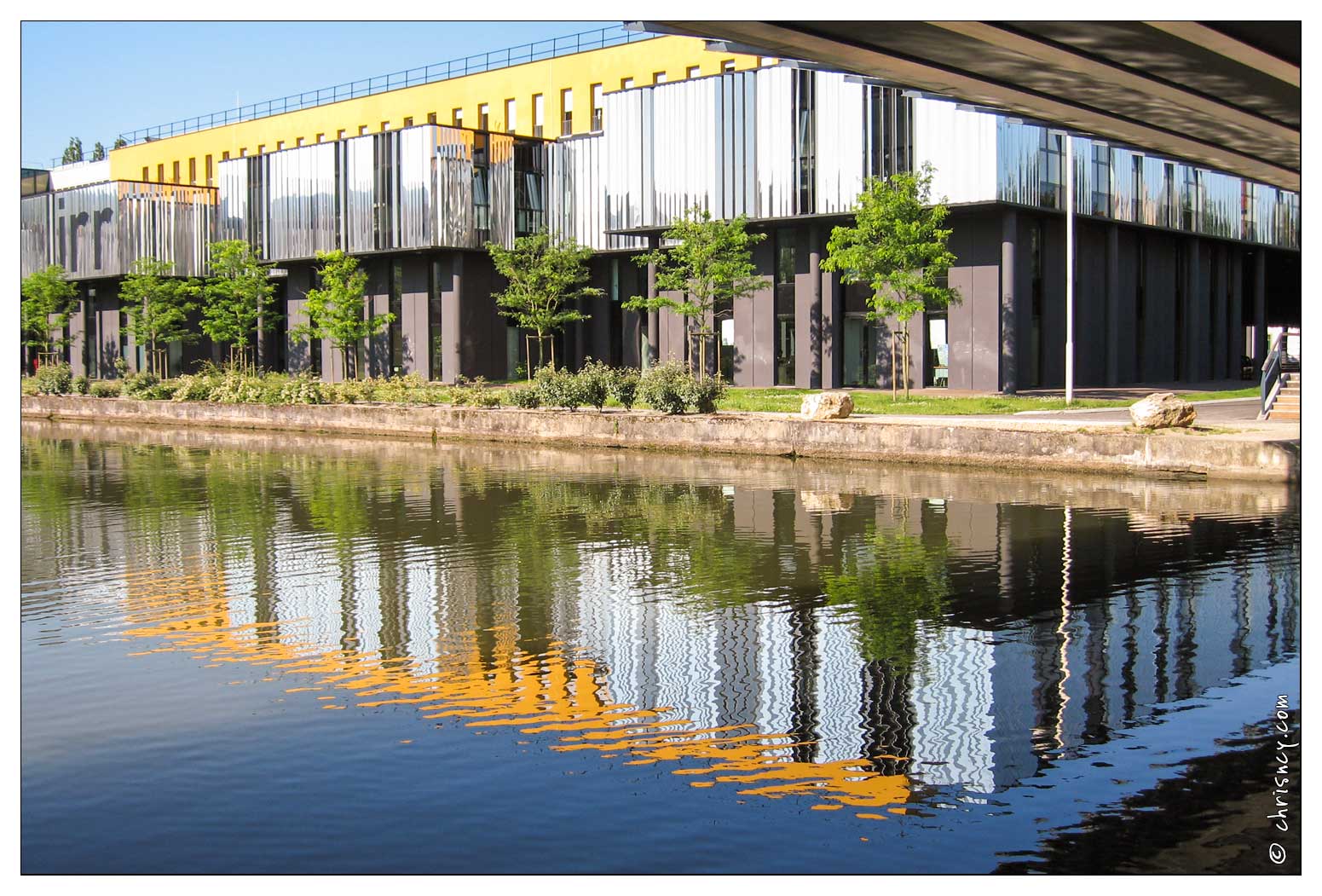 20080619-4936-reflets_canal.jpg