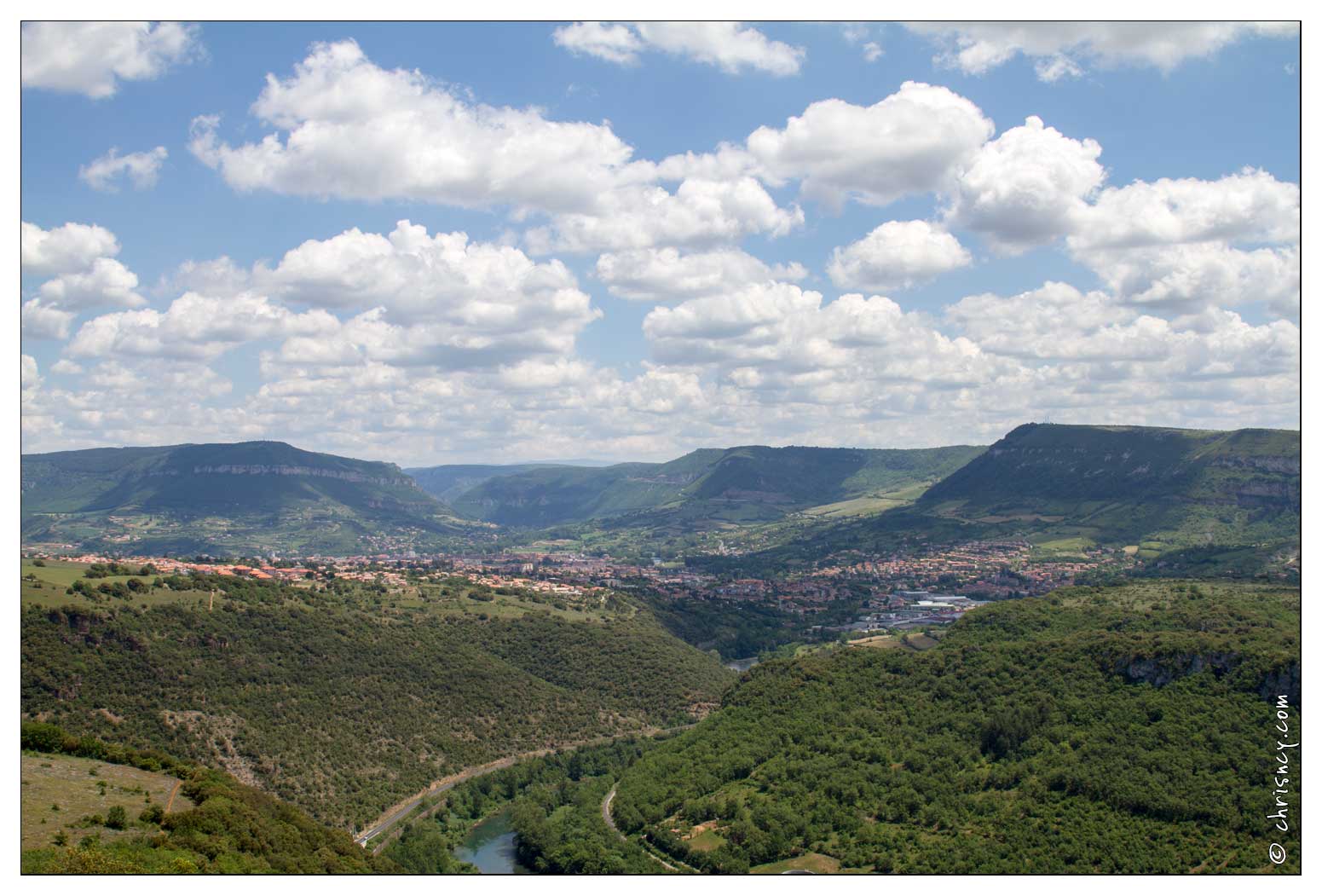 20100605-06_2769-Viaduc_Millau.jpg