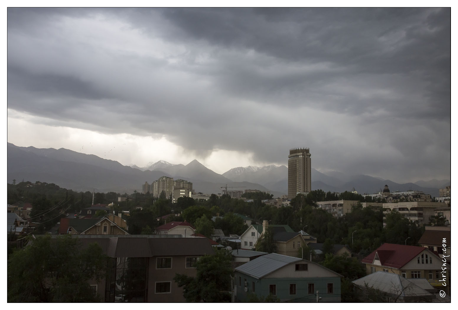 20140623-12_2211-Orage_sur_Almaty.jpg