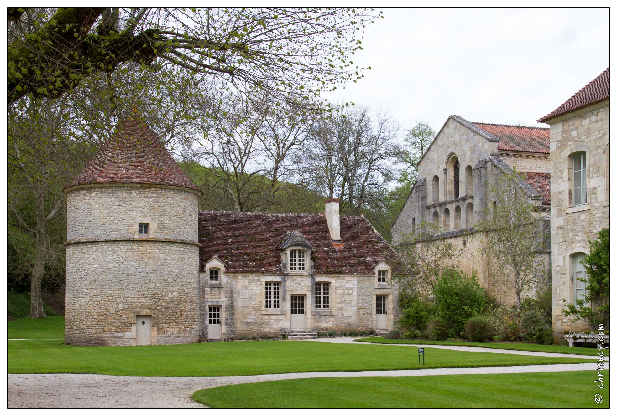 20120509-33_0816-Abbaye_Fontenay.jpg