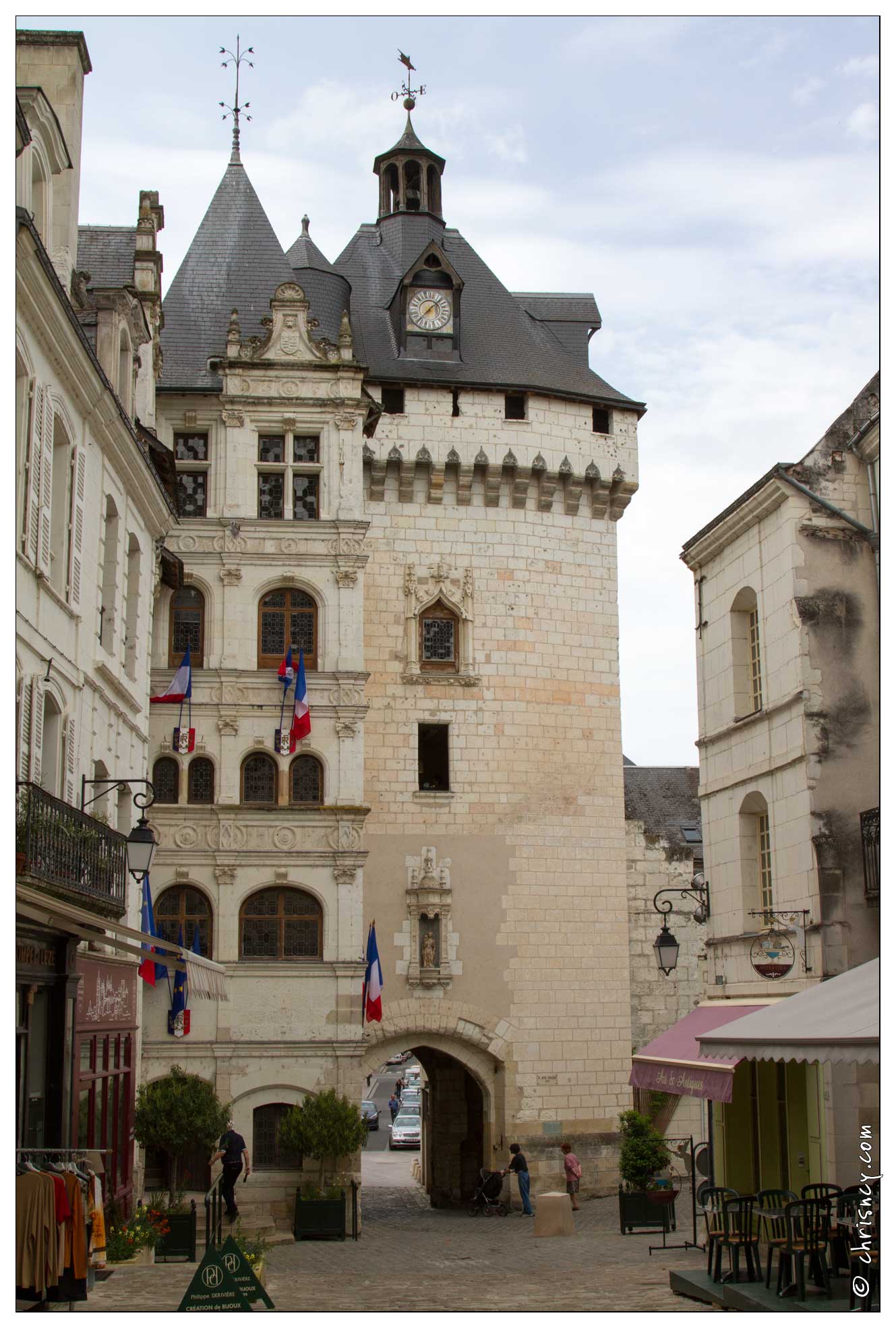 20120511-30 1165-Loches - 20120511-30_1165-Loches.jpg 20120511-30_1165-Loches.jpg