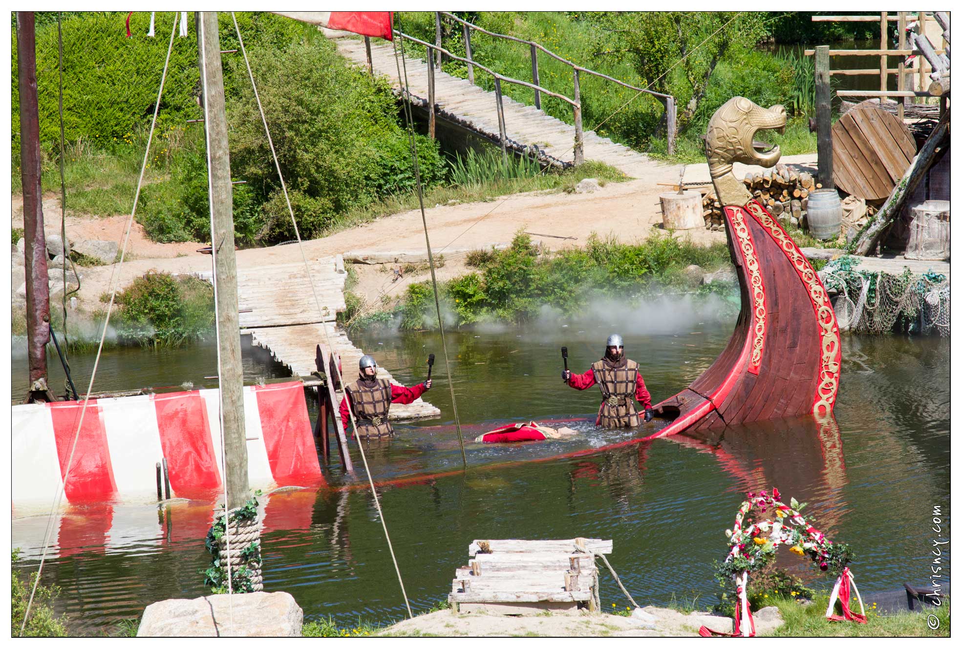 20120513-1323-Au_Puy_du_Fou.jpg