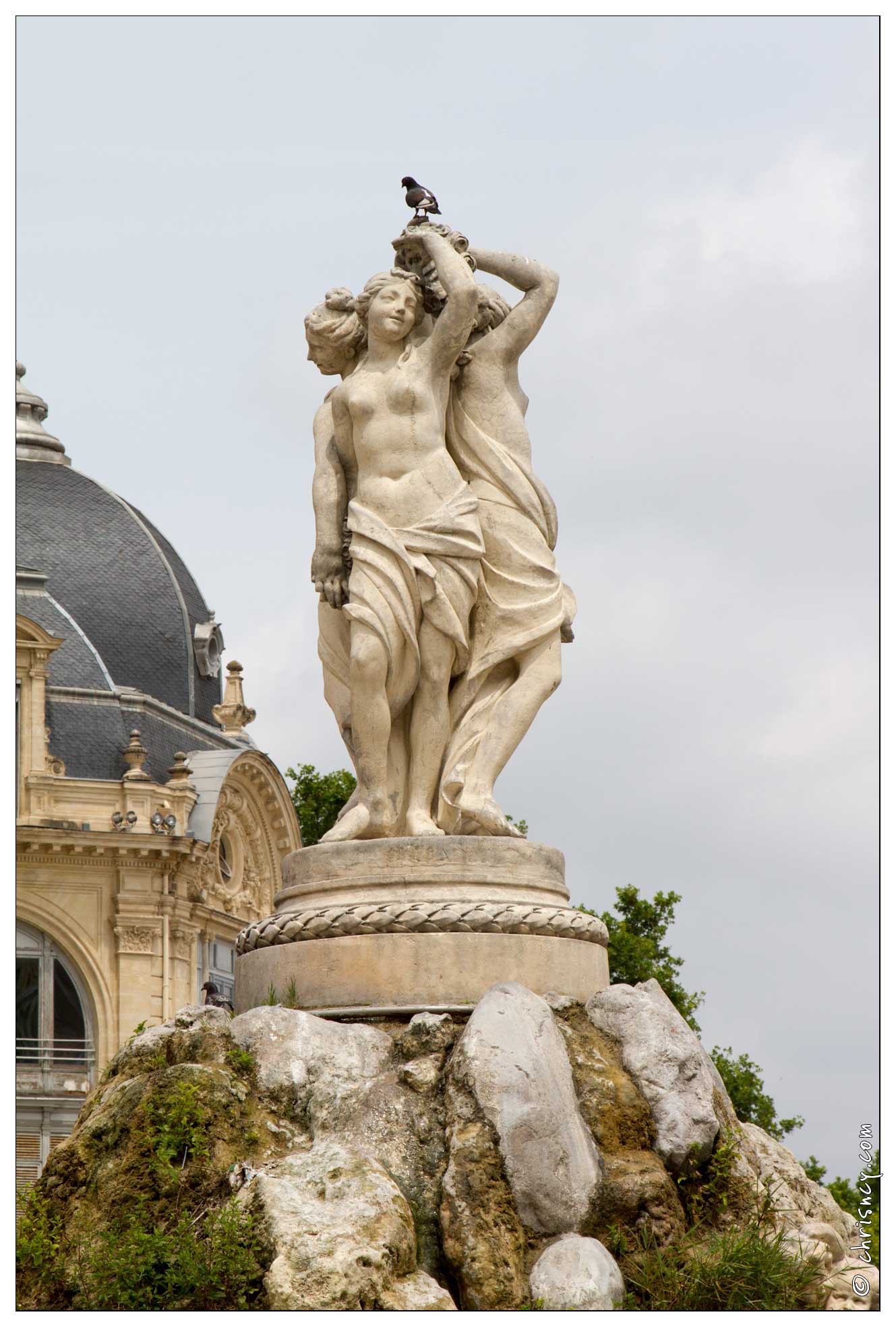 20120606-17_3229-Montpellier_Place_de_La_Comedie.jpg