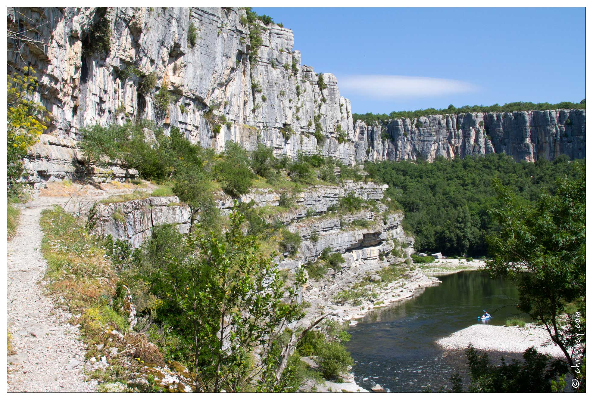 20120615-07 3844-Cirque de Gens - 20120615-07_3844-Cirque_de_Gens.jpg 20120615-07_3844-Cirque_de_Gens.jpg
