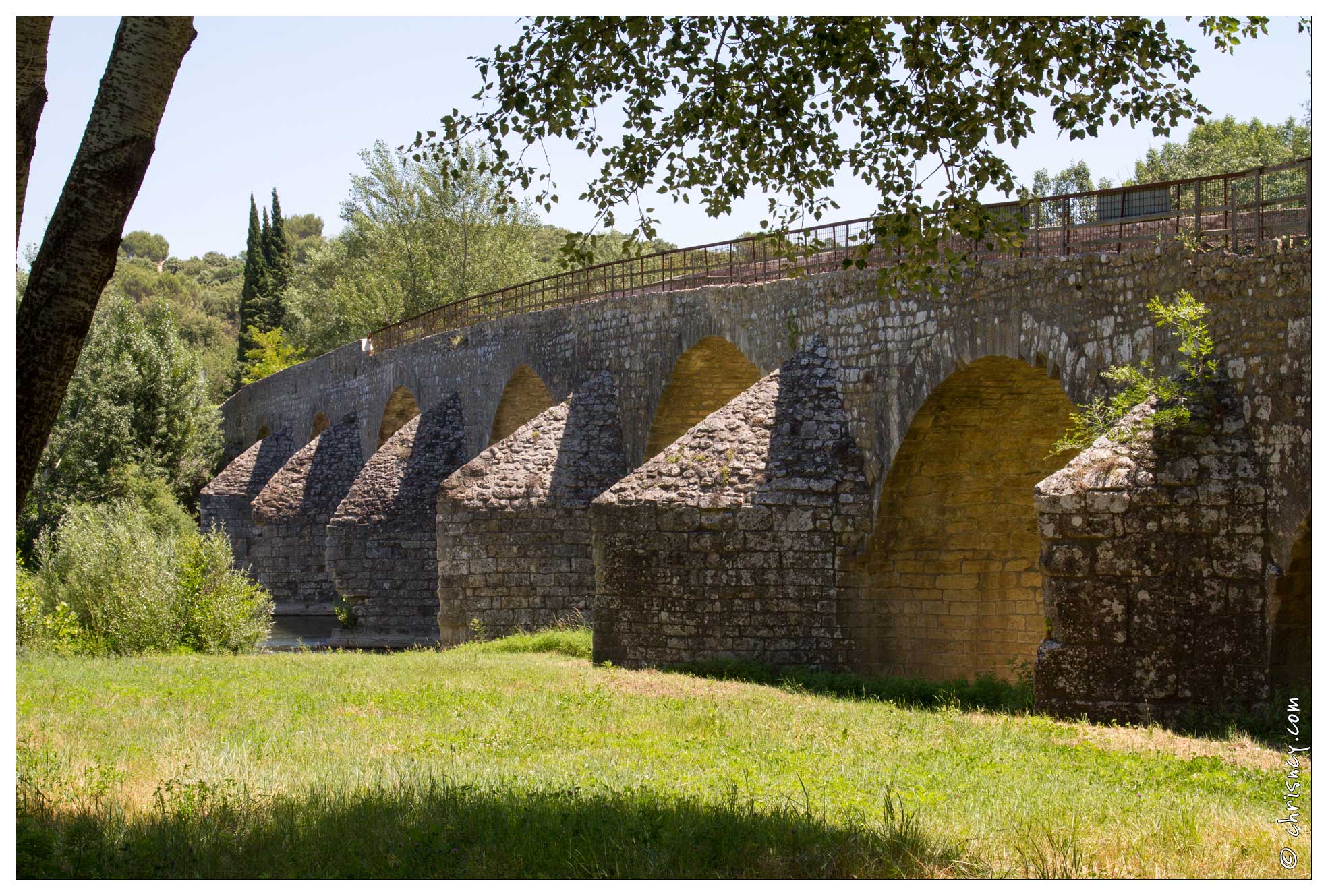 20120616-25 3956-Pont sur la Ceze - 20120616-25_3956-Pont_sur_la_Ceze.jpg 20120616-25_3956-Pont_sur_la_Ceze.jpg
