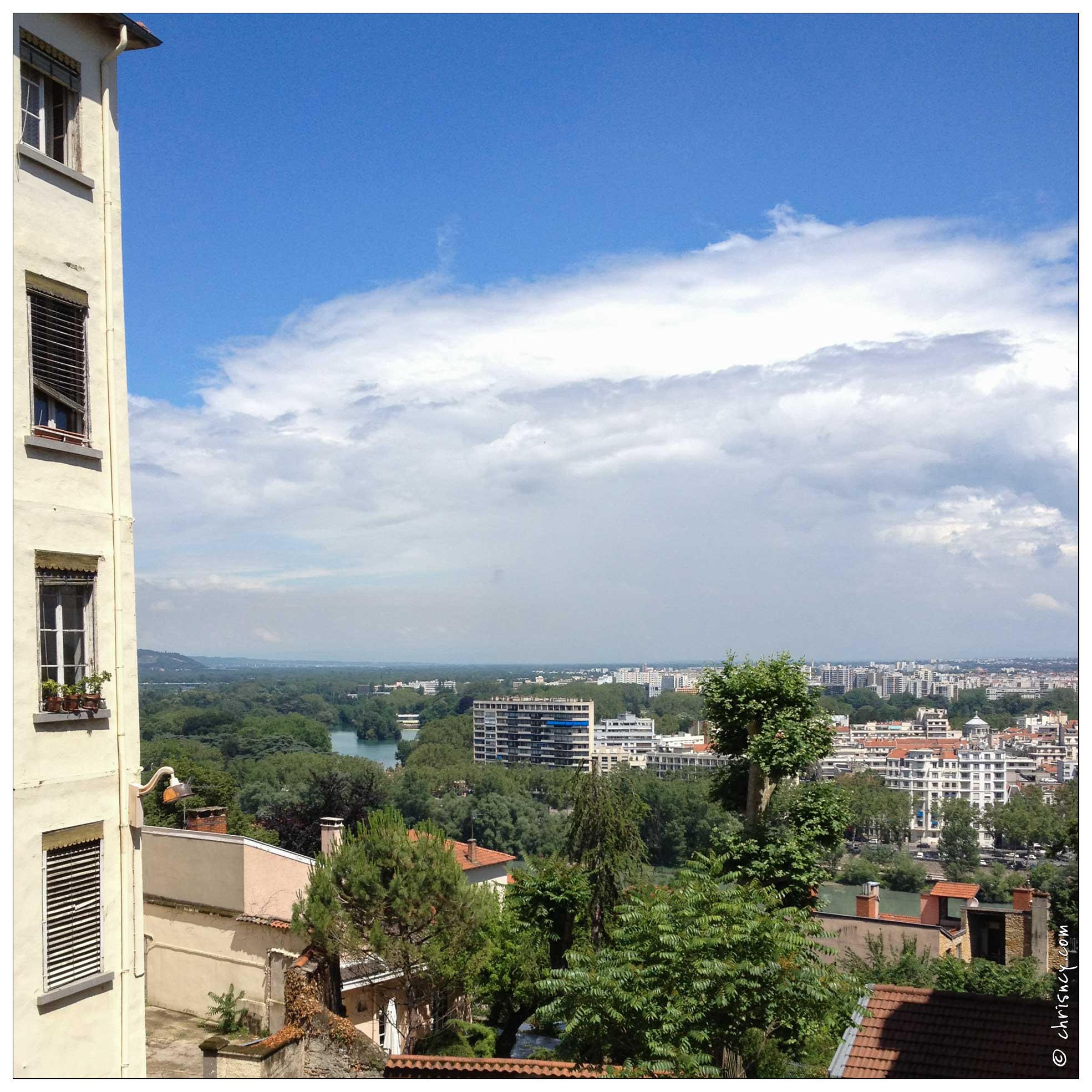 20120620-05_0643-Lyon_Croix_Rousse.jpg