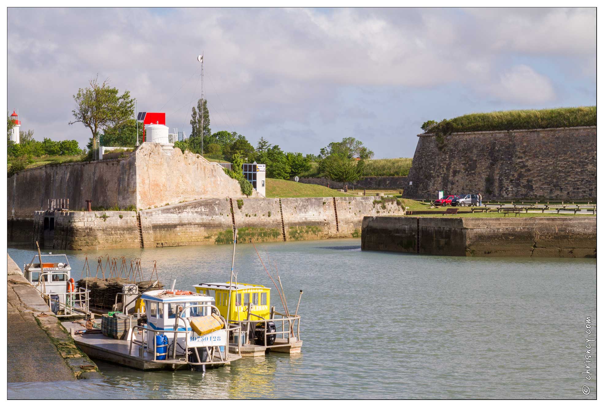 20120522-03_1976-Le_Chateau_d_Oleron.jpg