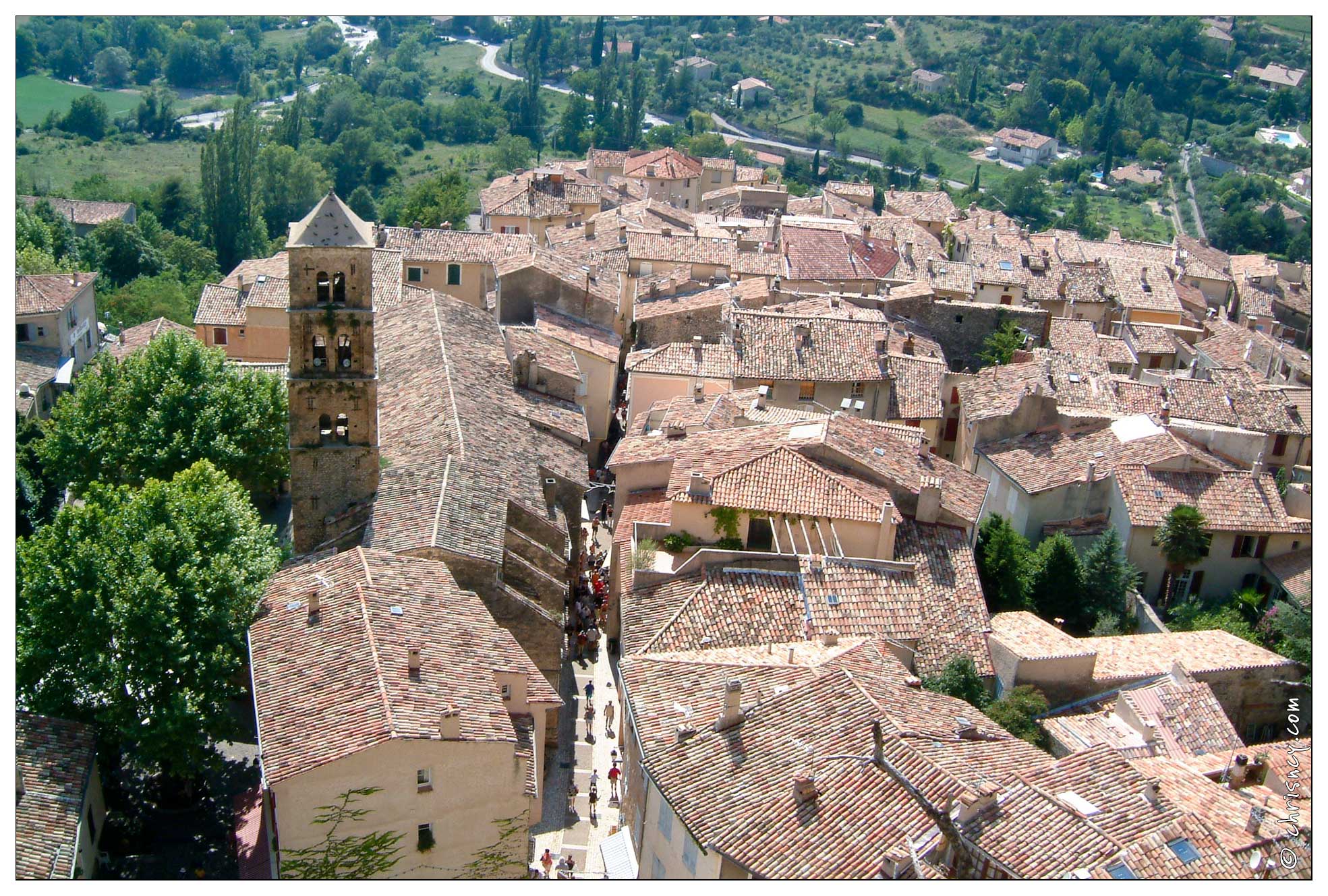 20020819-0346-Moustiers_Ste_Marie.jpg