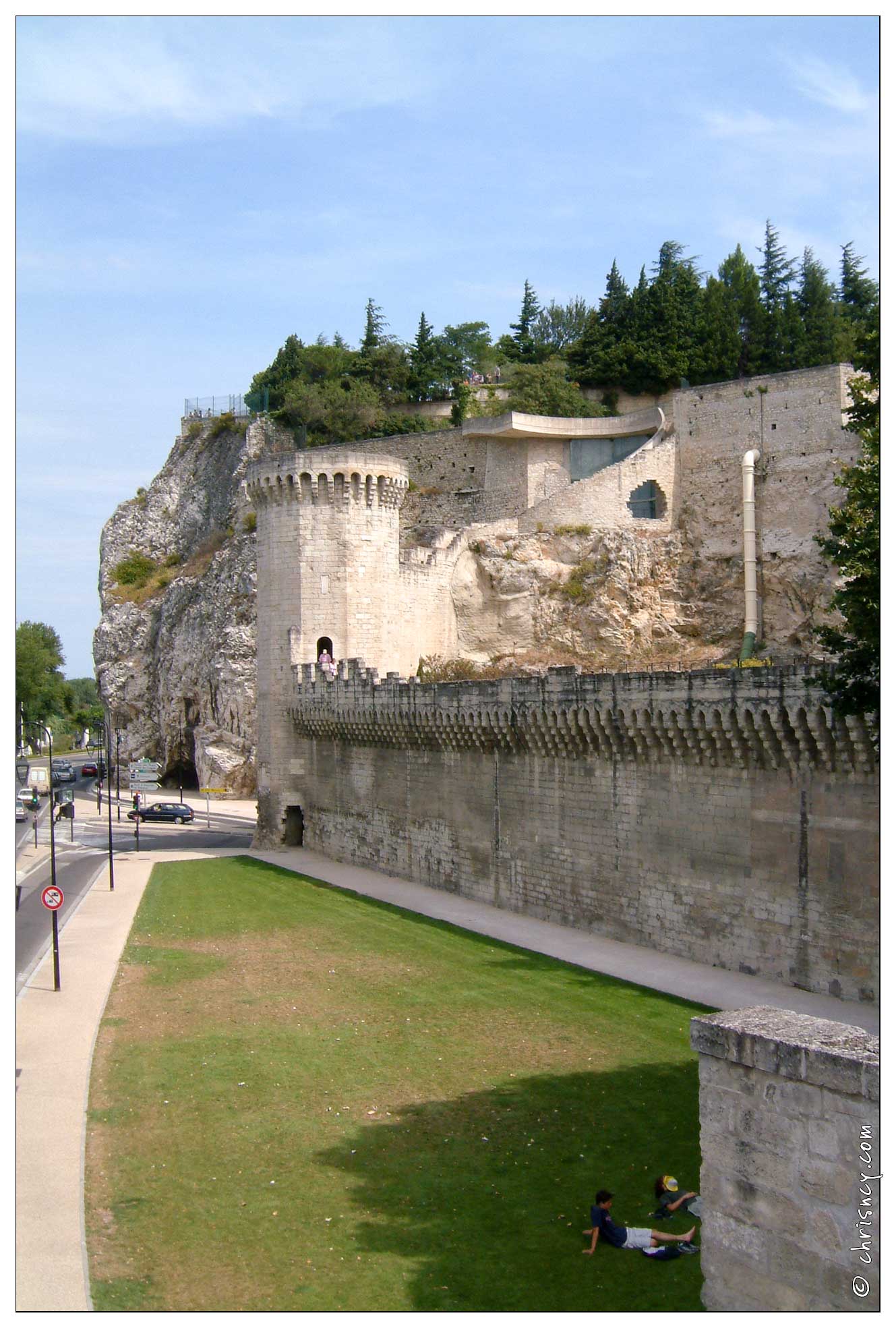 20020822-0532-Avignon_Pont_St_Benezet.jpg