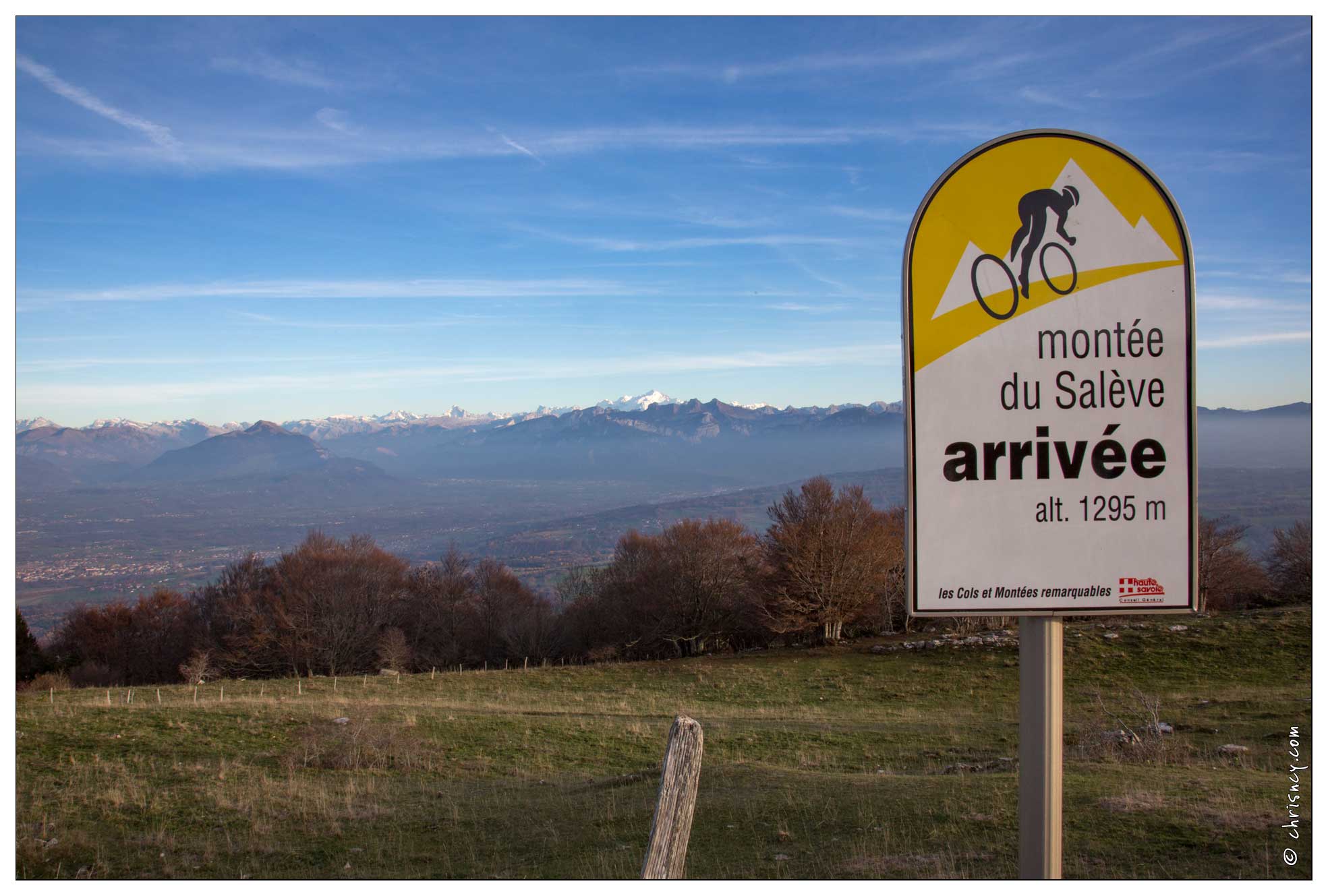 20151110-13_4325-Le_Saleve_Vue_sur_alpes_et_Mont_Blanc.jpg