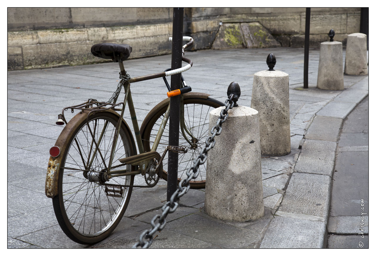 20121111-0932-Paris_Vieux_velo.jpg