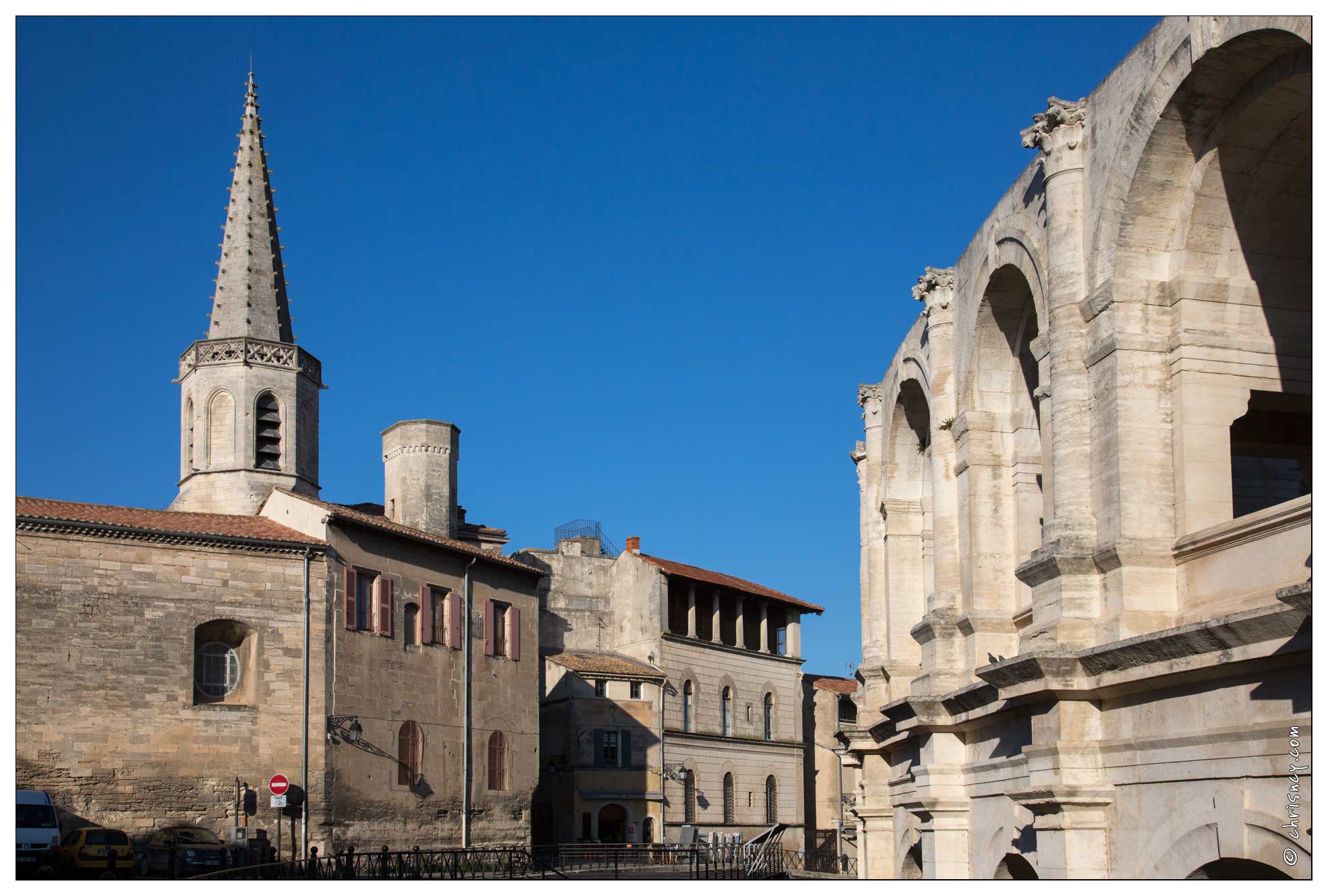 20160121-10_6457-Arles_Clocher_des_Franciscains_arenes.jpg