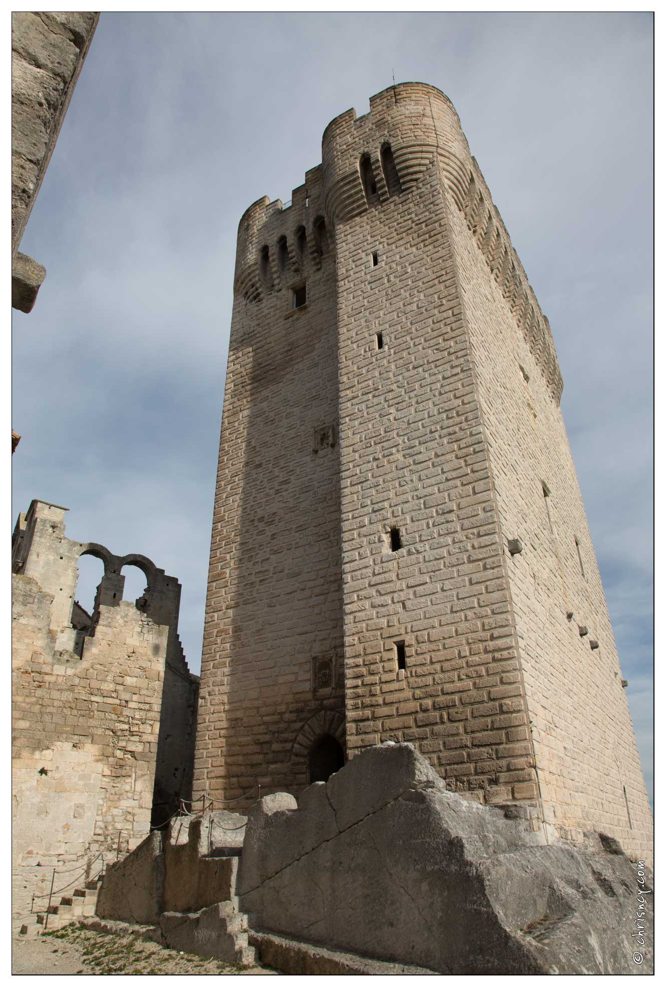 20160123-33_6759-Arles_Abbaye_de_Montmajour_vue_de_la_Tour_Pons_de_l'Orme.jpg