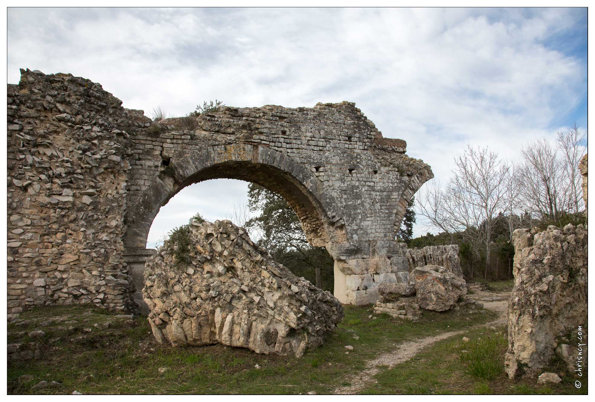 20160123-60_6800-Fontvieille_Aqueduc_romain_Barbegal.jpg