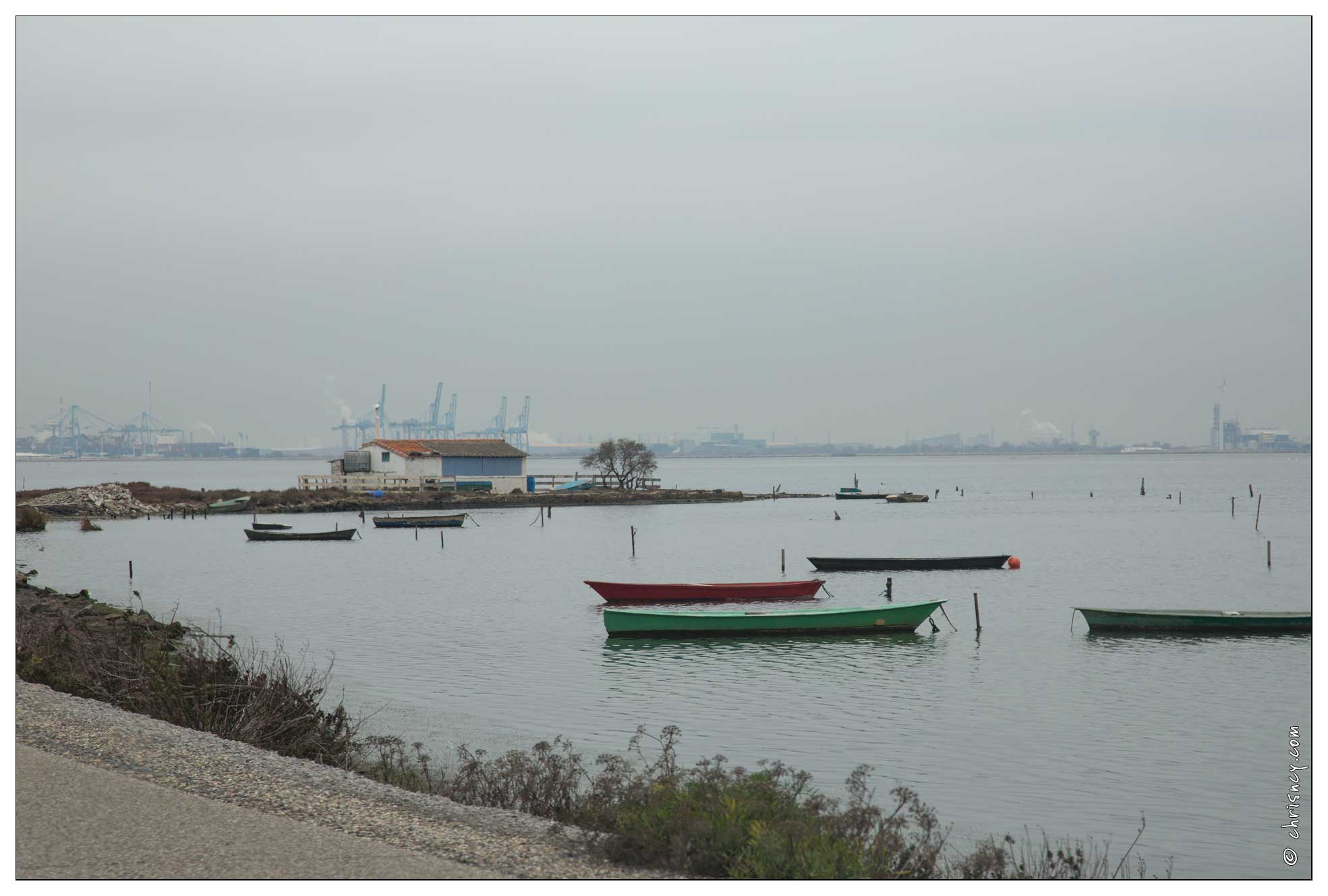 20160125-23_7103-Port_Saint_Louis_du_Rhone_Cabanes.jpg