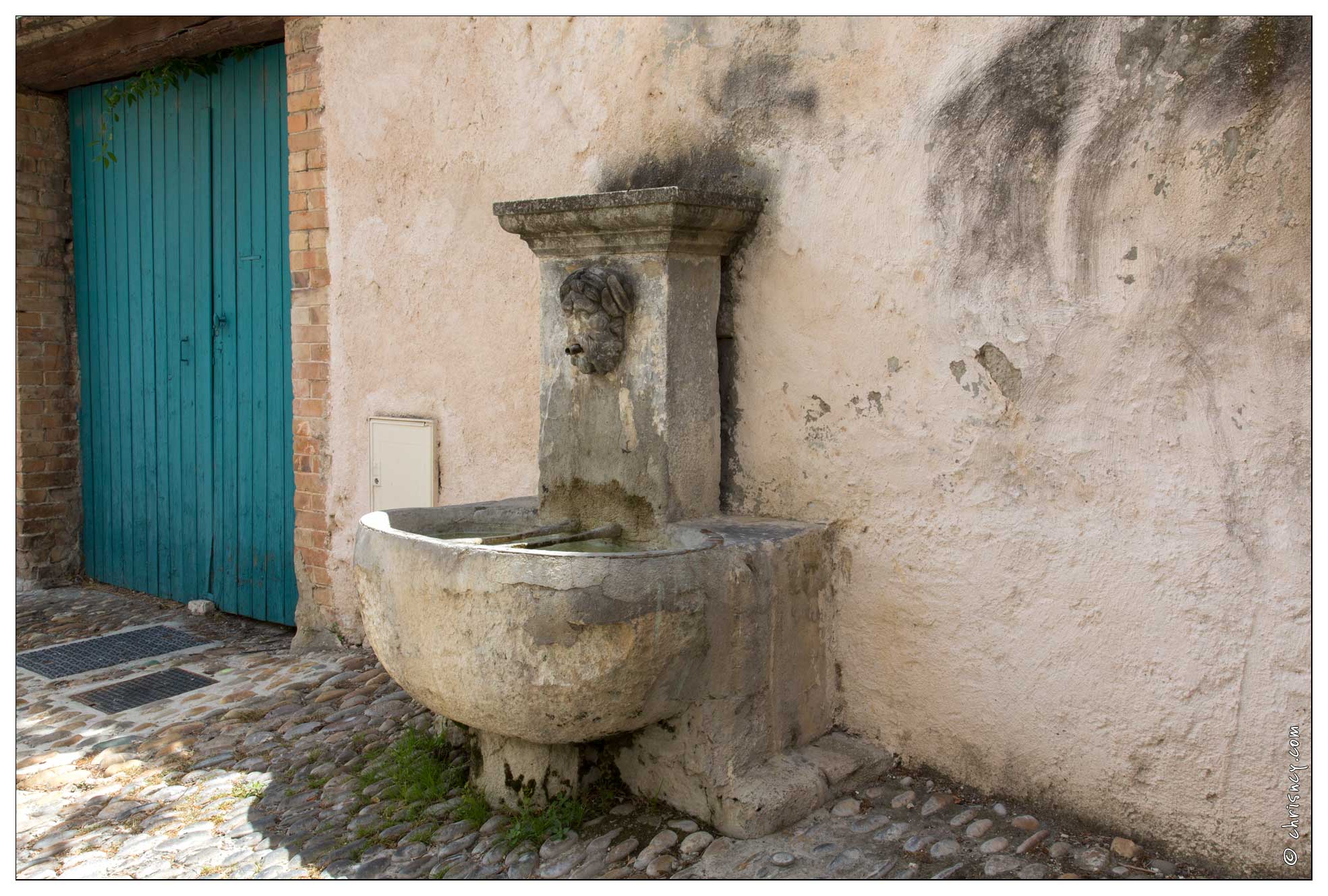 20160612-29 9755-Luberon Pernes les Fontaines - 20160612-29_9755-Luberon_Pernes_les_Fontaines.jpg 20160612-29_9755-Luberon_Pernes_les_Fontaines.jpg