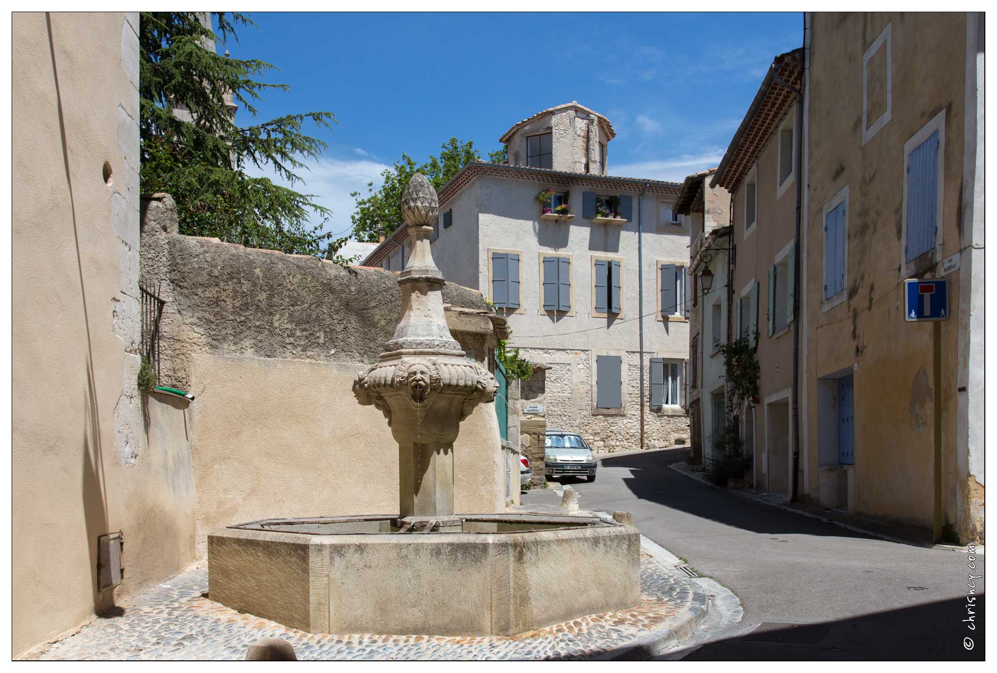 20160612-71_9811-Luberon_Pernes_les_Fontaines.jpg