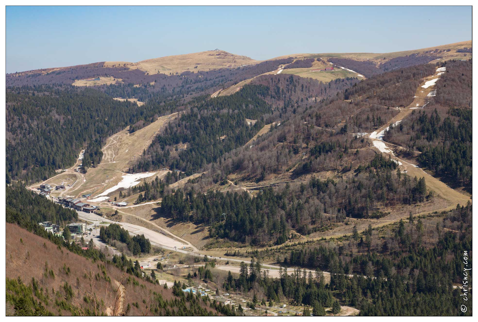 20170408-12_7603-Les_Champis_vue_sur_Hohneck_et_les_cretes.jpg