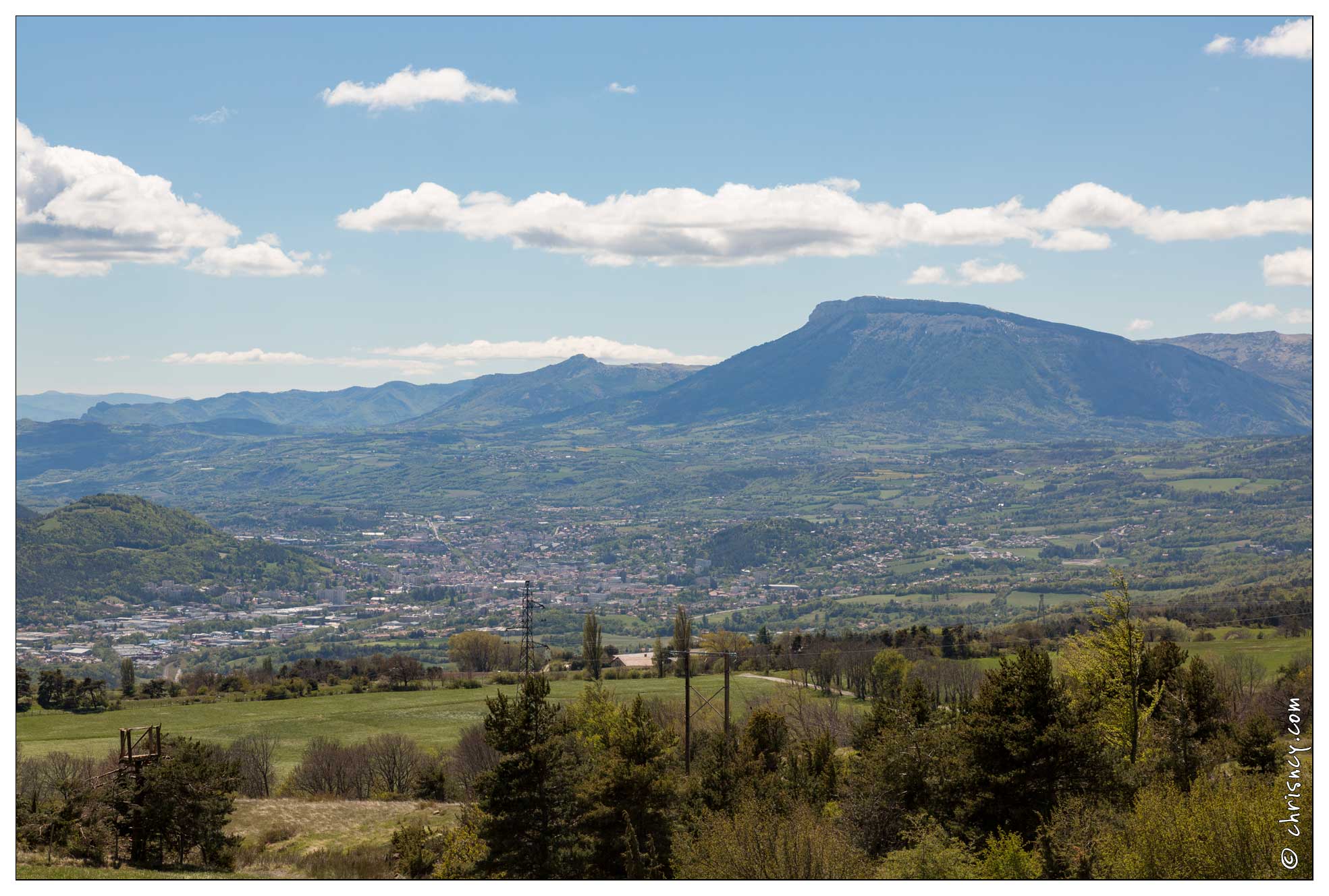 20170508-08_9333-Col_de_Manse_vue_sur_bassin_de_Gap.jpg