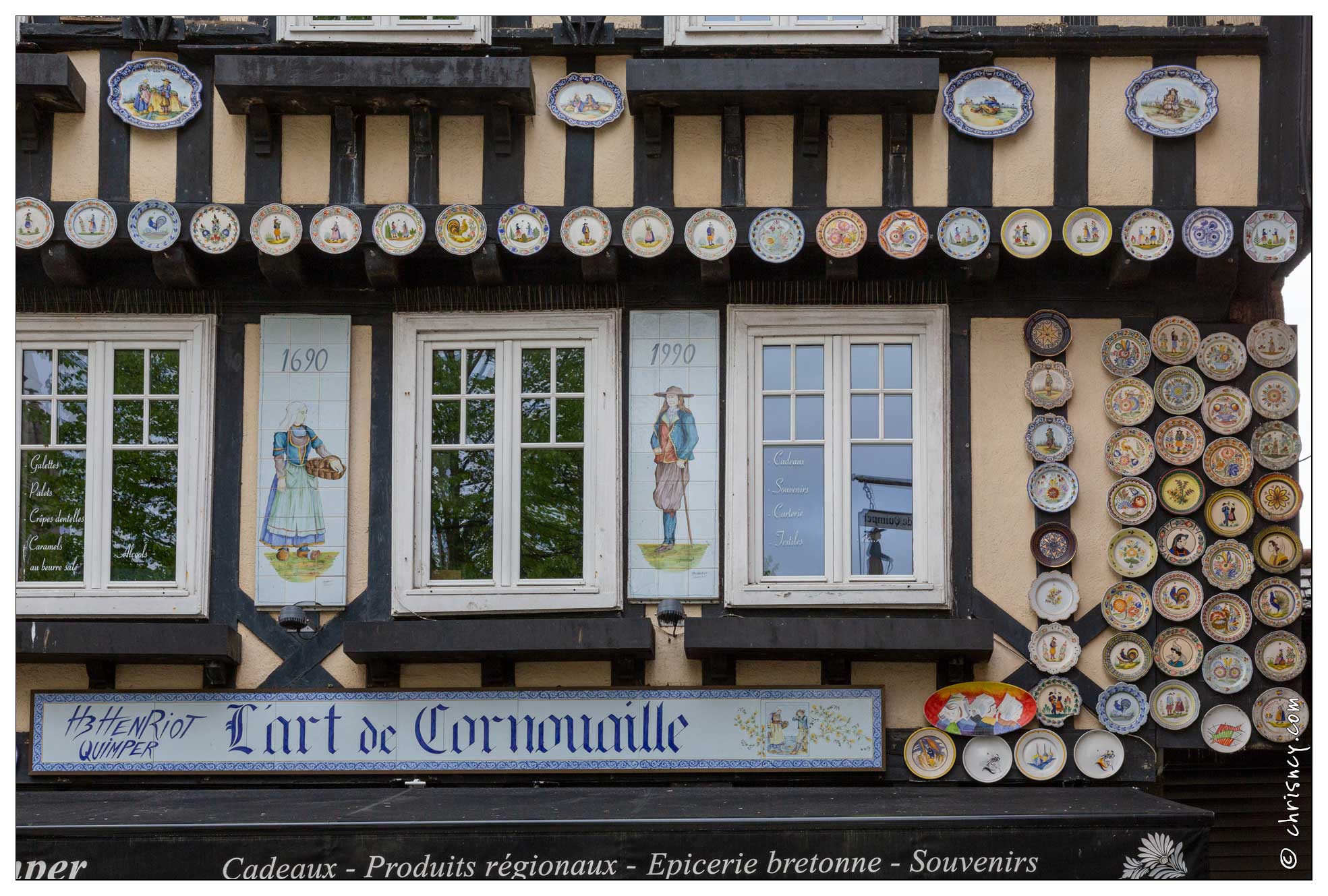 20180502-46_6652-Quimper_PLace_de_la_Cathedrale.jpg