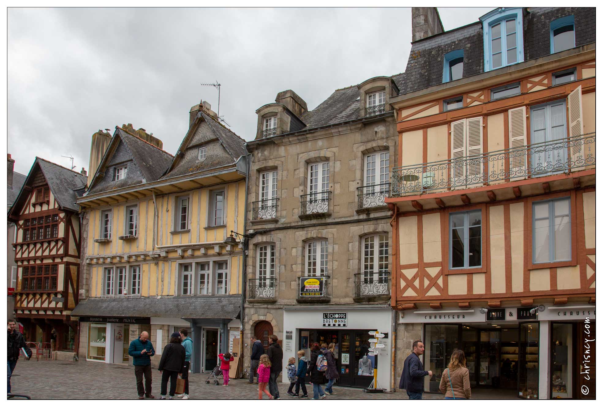 20180502-52_6674-Quimper_Place_Terre_du_Duc.jpg