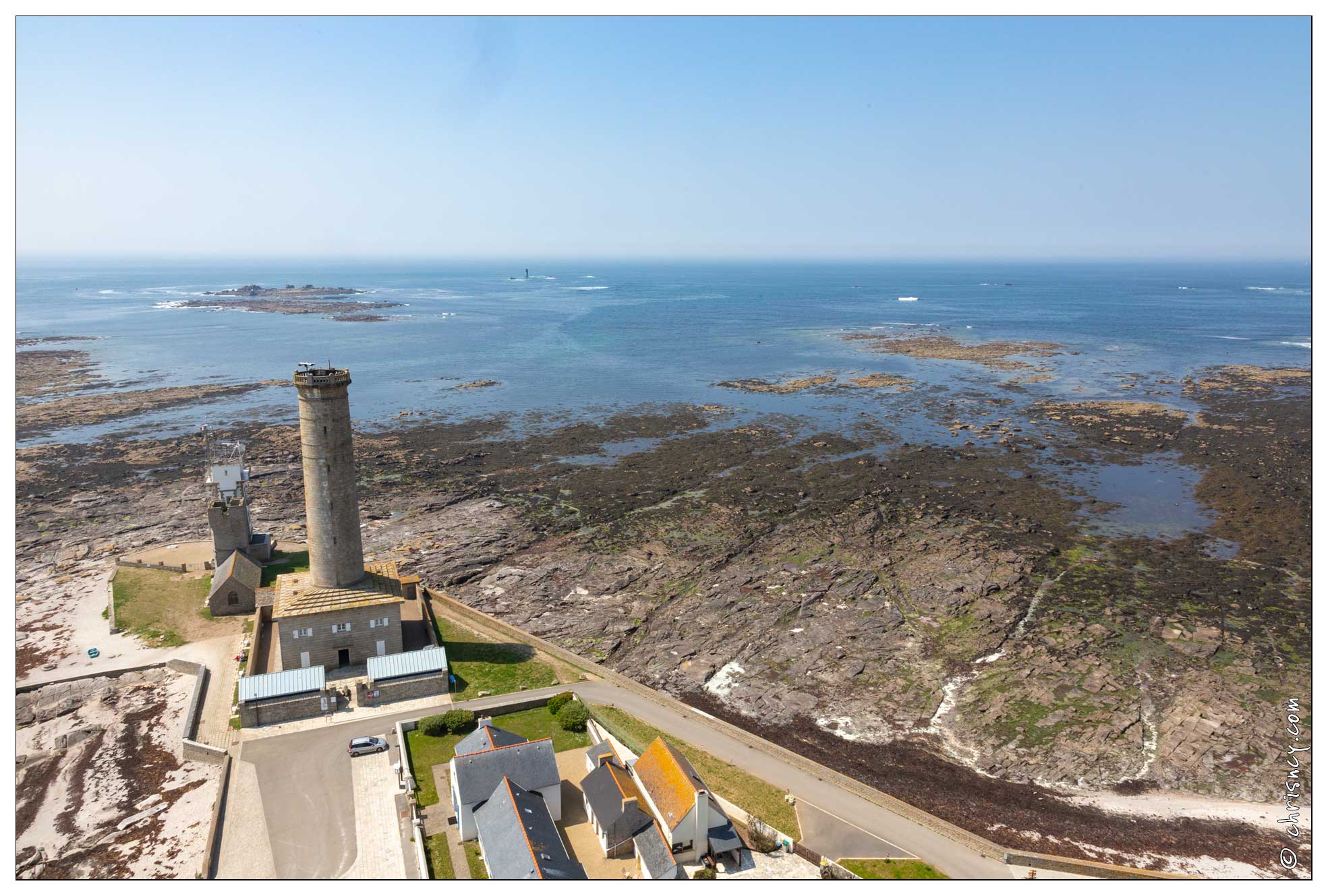 20180507-082_7495-Penmarch_Vue_du_haut_du_Phare_d_Eckmuhl.jpg