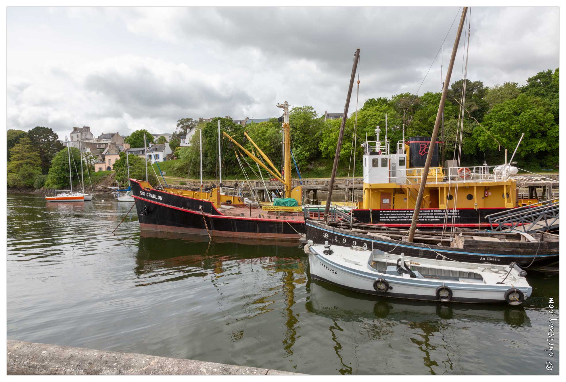 20180509-044_7697-Douarnenez_Port_Rhu.jpg