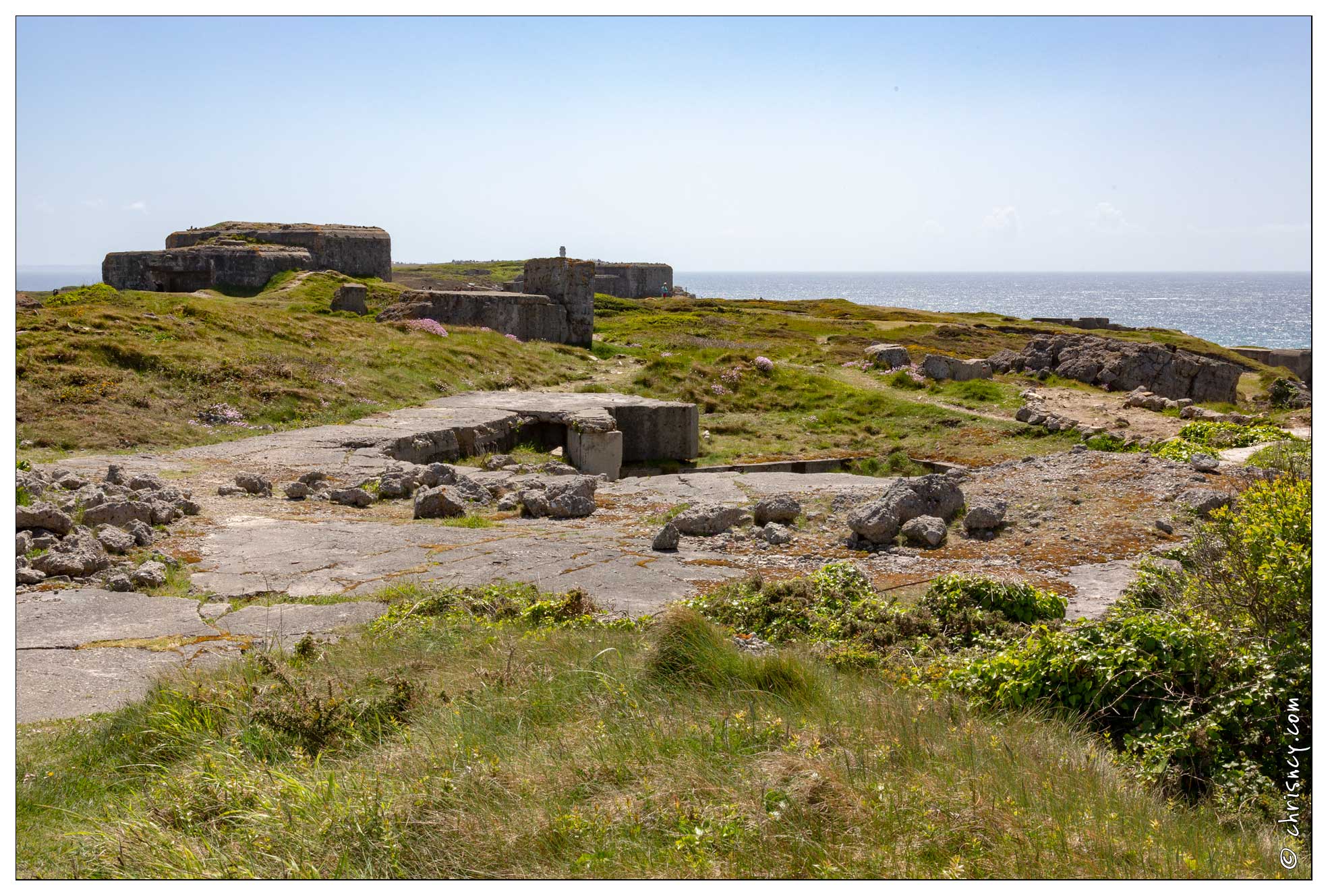 20180510-058_7905-Camaret_sur_Mer_Pointe_de_Pen_Hir_Memorial_Mur_de_l_Atlantique.jpg