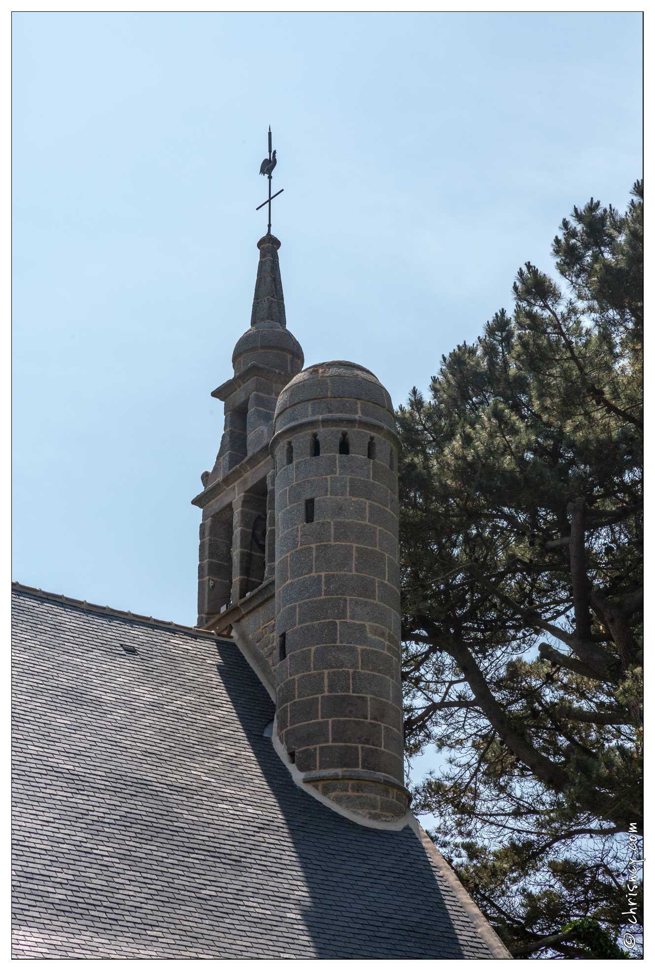 20180521-057_9217-Le_Yaudet_Chapelle_de_la_vierge_couchee.jpg