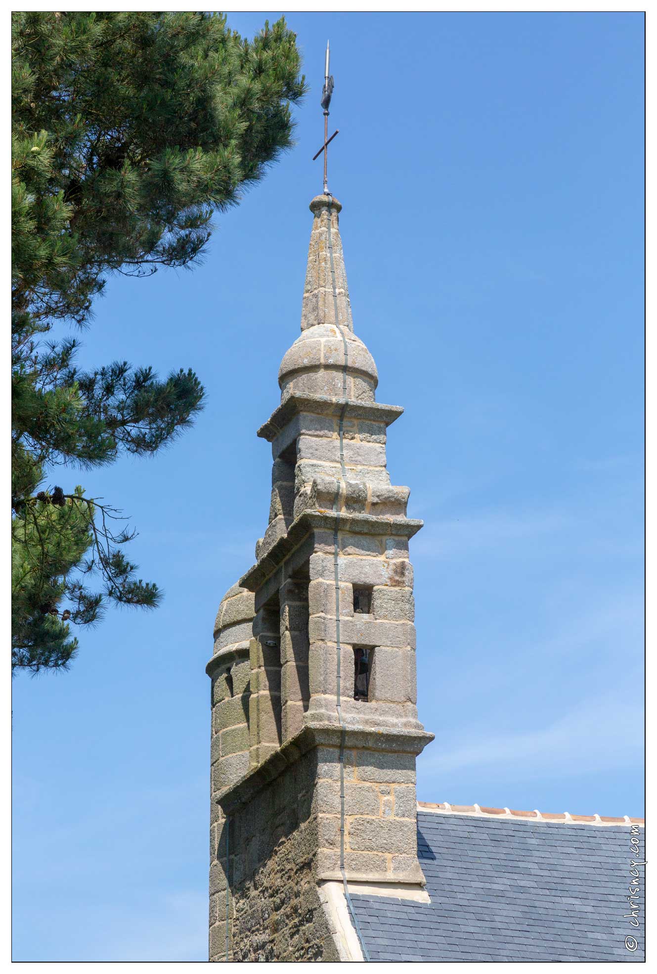 20180521-058_9221-Le_Yaudet_Chapelle_de_la_vierge_couchee.jpg