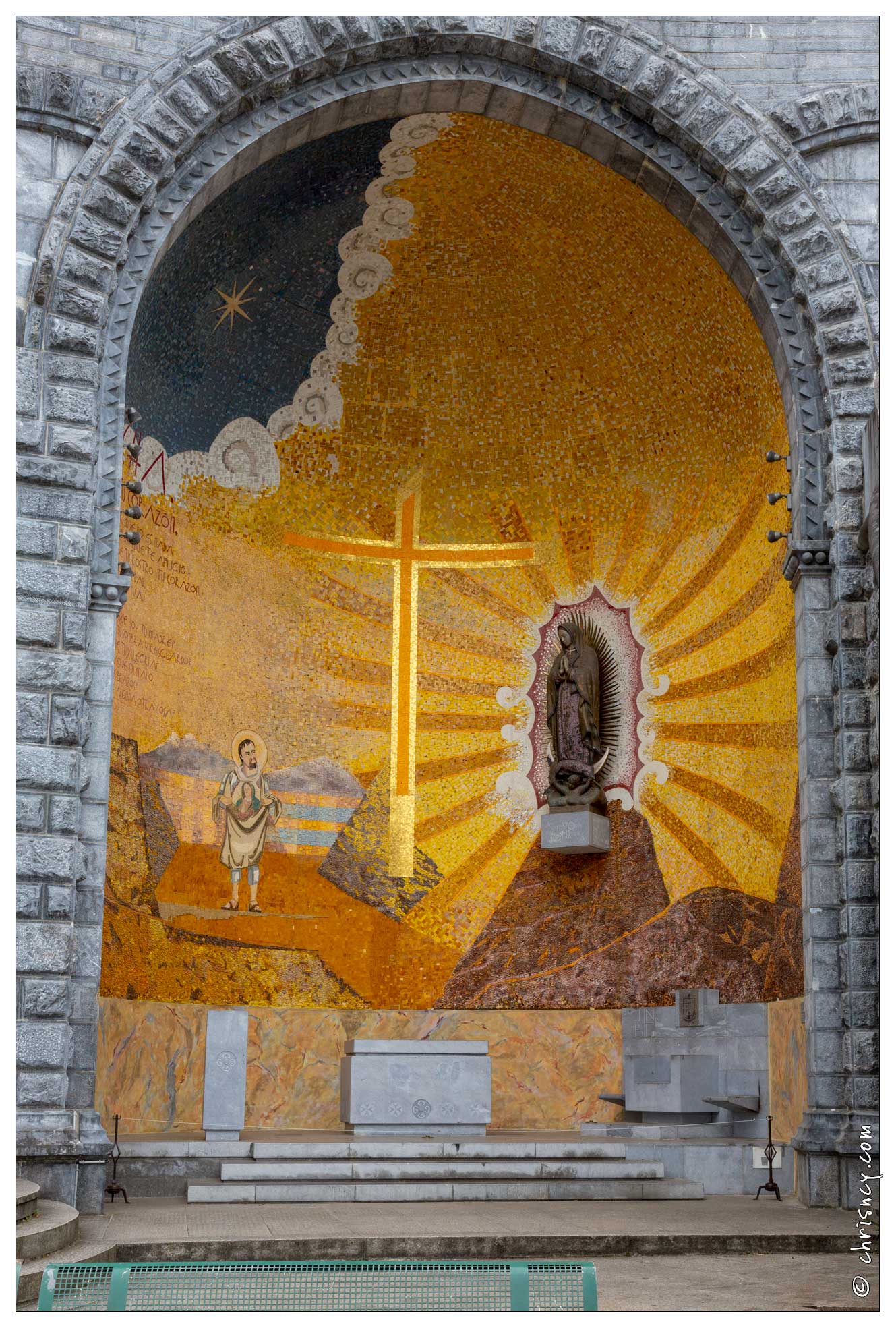 20180703-062_1943-Lourdes_Le_sanctuaire.jpg
