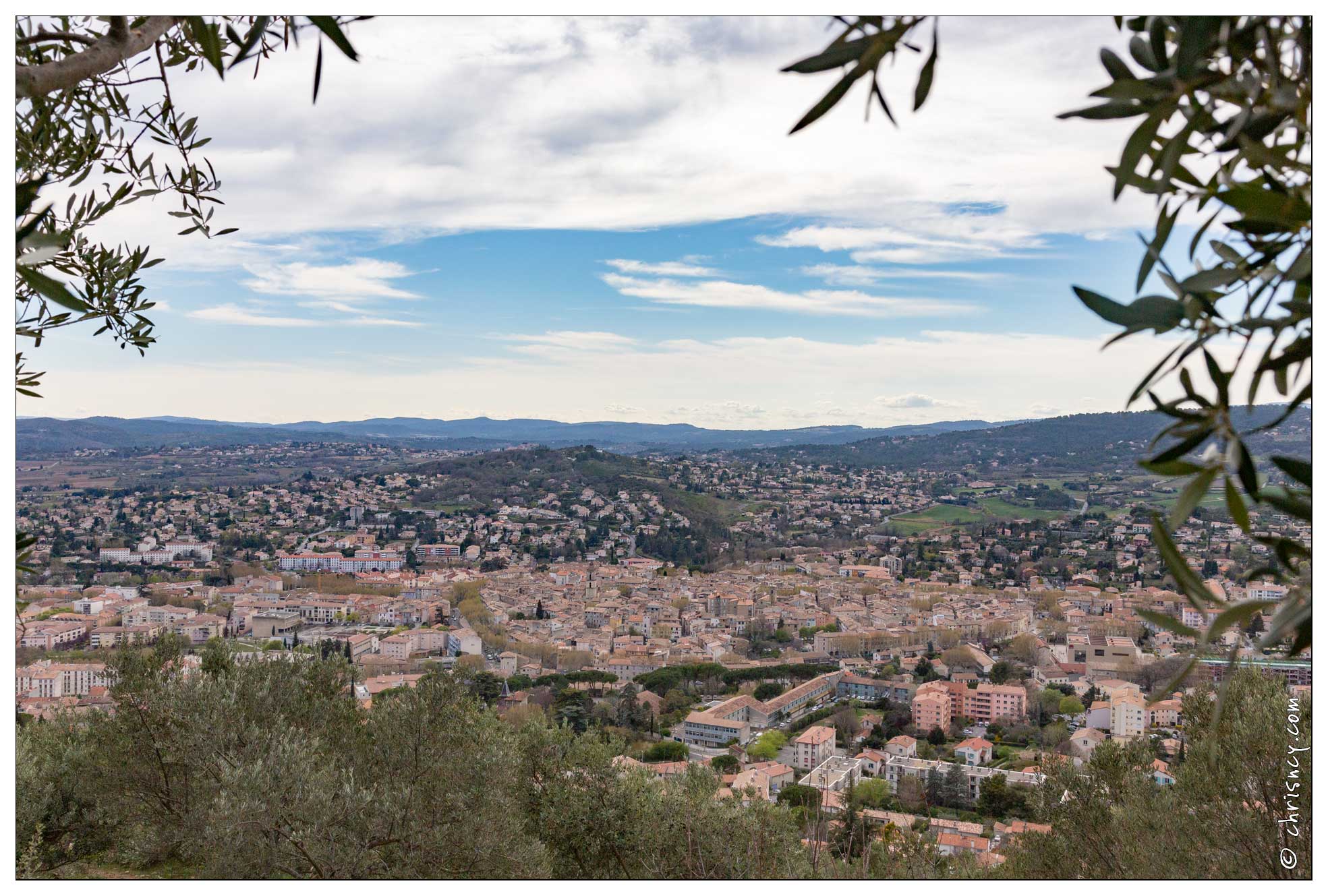 20190405-92_5252-Manosque_A_la_tour_du_Mont_d'Or.jpg