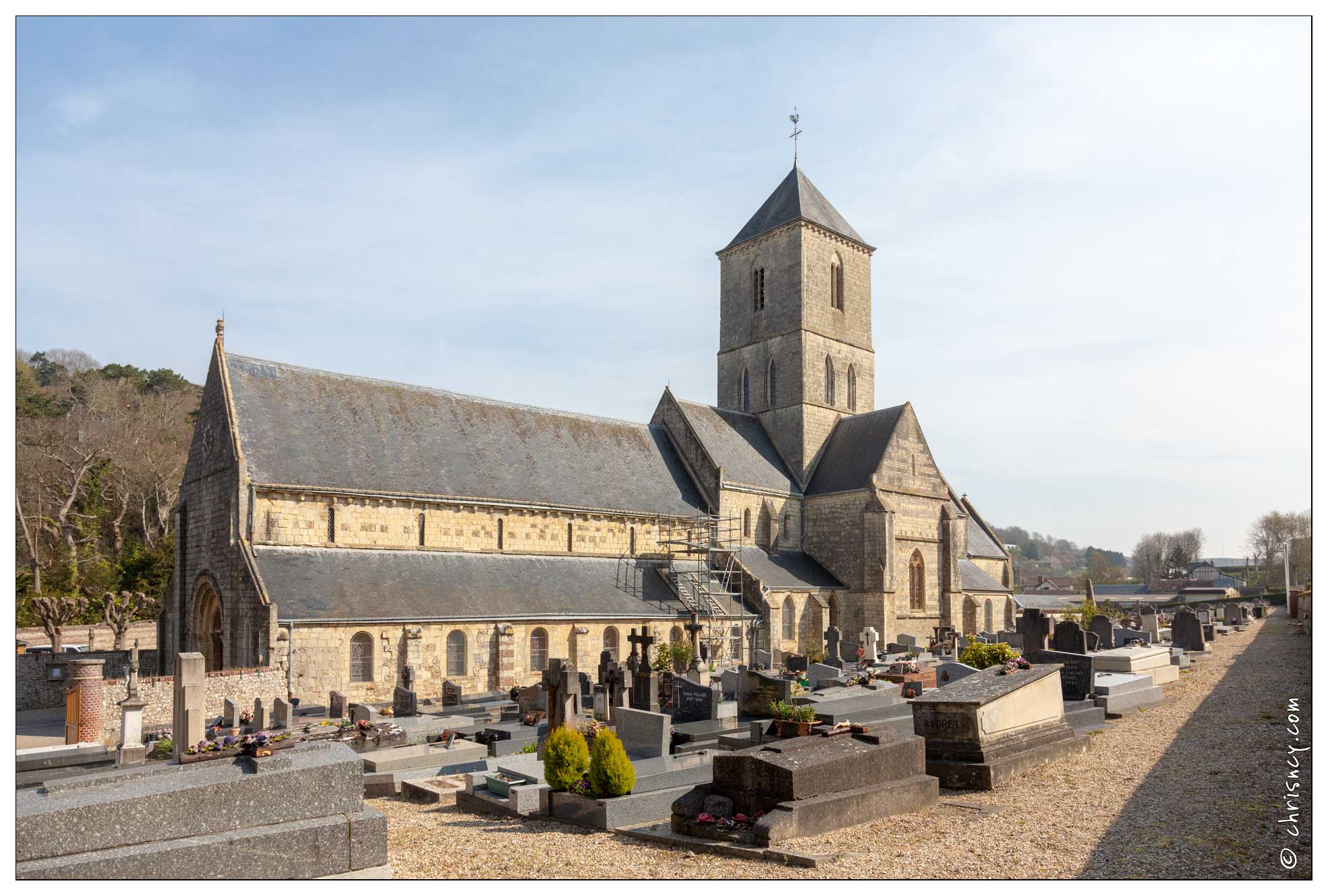 20190415-45_5718-Etretat_Eglise_Notre_Dame.jpg