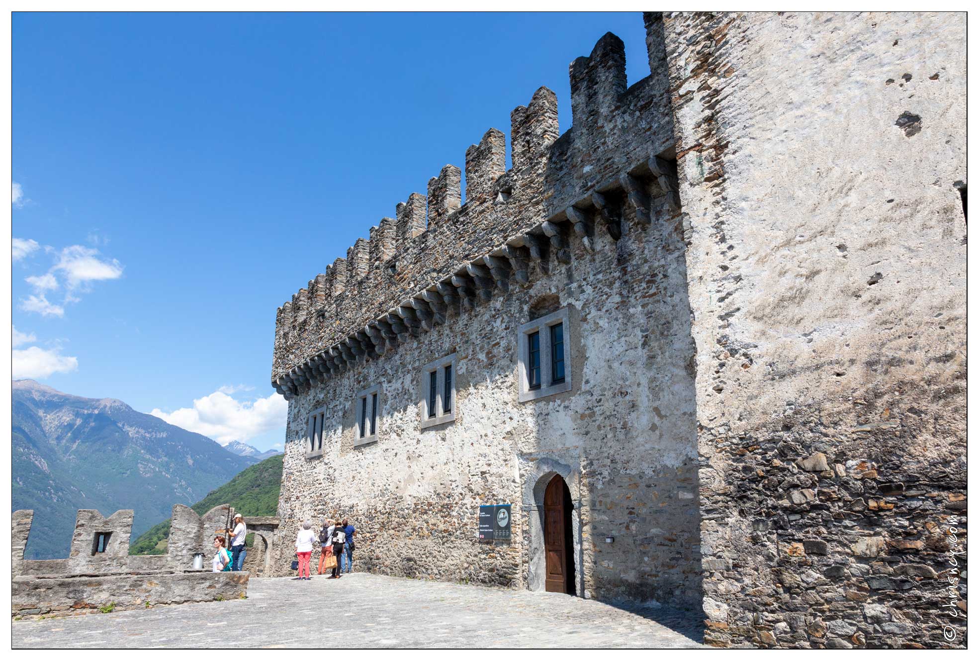 20190601-12_6518-Bellinzona_Castello_di_Sasso_Corbaro.jpg